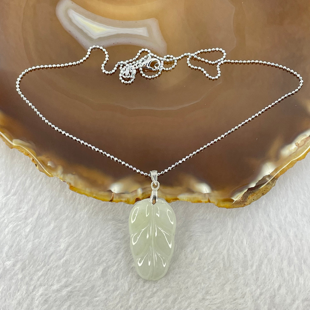 Type A Semi Icy Light Green Jadeite Leaf 30.1 by 17.5 by 3.7mm Pendant with S925 Sliver Necklace 3.80g