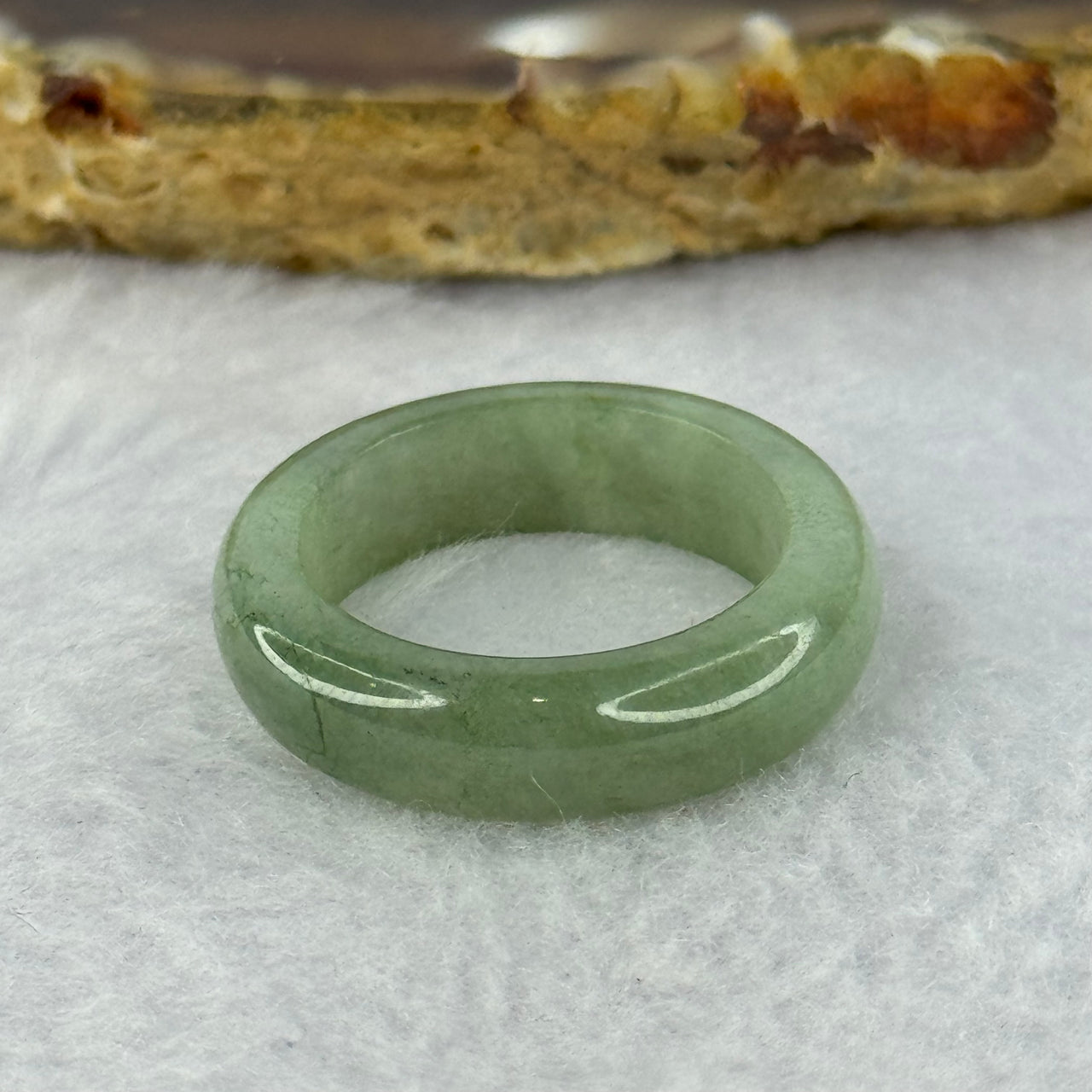 Type A Green Jadeite Ring 4.03g 6.2 by 3.8mm US7 HK15.5 (External Line)