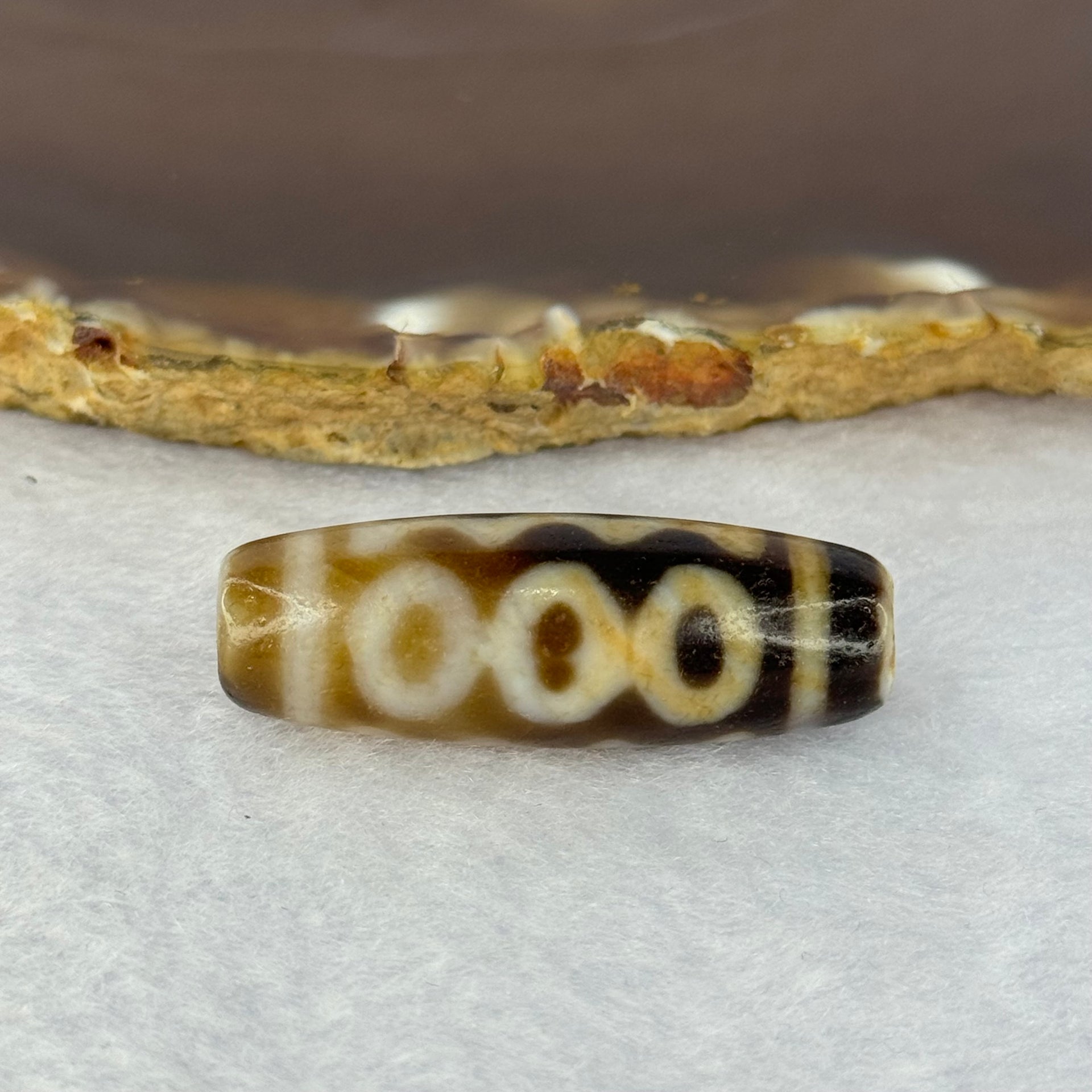 Natural Powerful Tibetan Old Oily Agate 5 Eyes Dzi Bead Heavenly Master (Tian Zhu) 五眼天诛 9.76g 37.2 by 13.0mm - Huangs Jadeite and Jewelry Pte Ltd