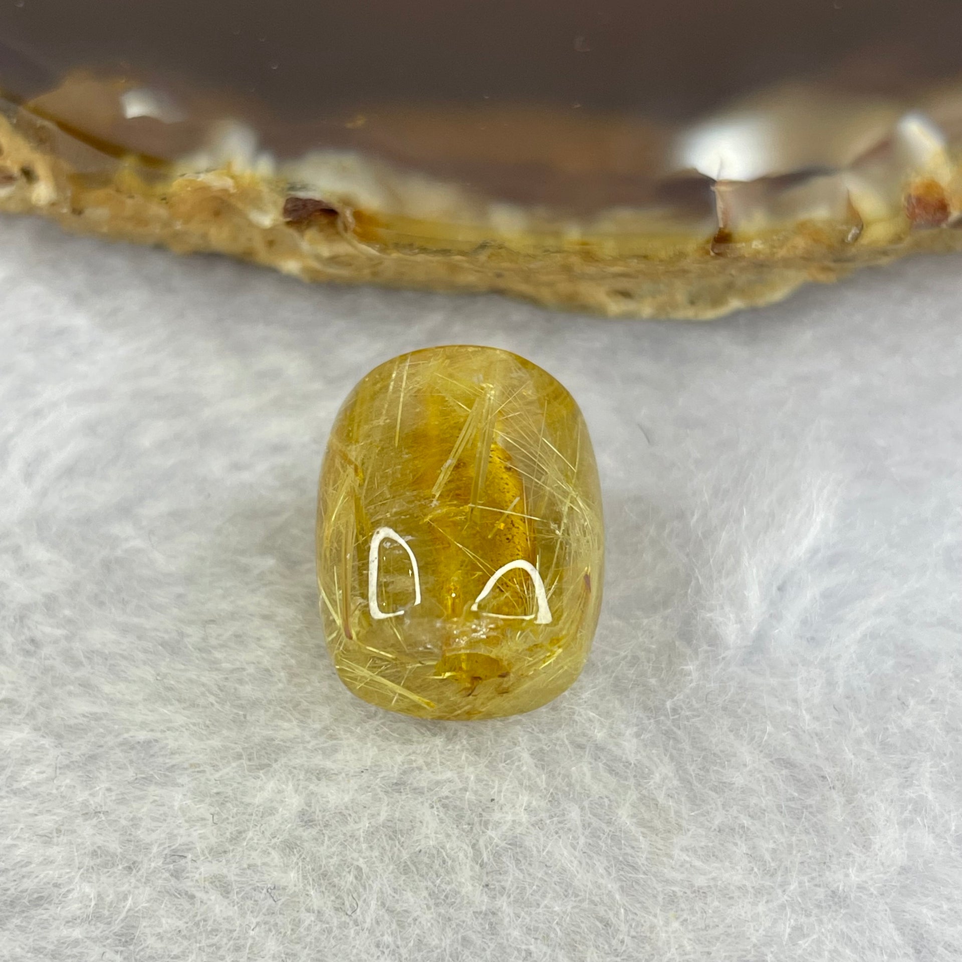 Good Grade Natural Golden Rutilated Quartz Crystal Lulu Tong Barrel 天然金顺发晶水晶露露通桶 
3.48g 13.0 by 12.1mm - Huangs Jadeite and Jewelry Pte Ltd