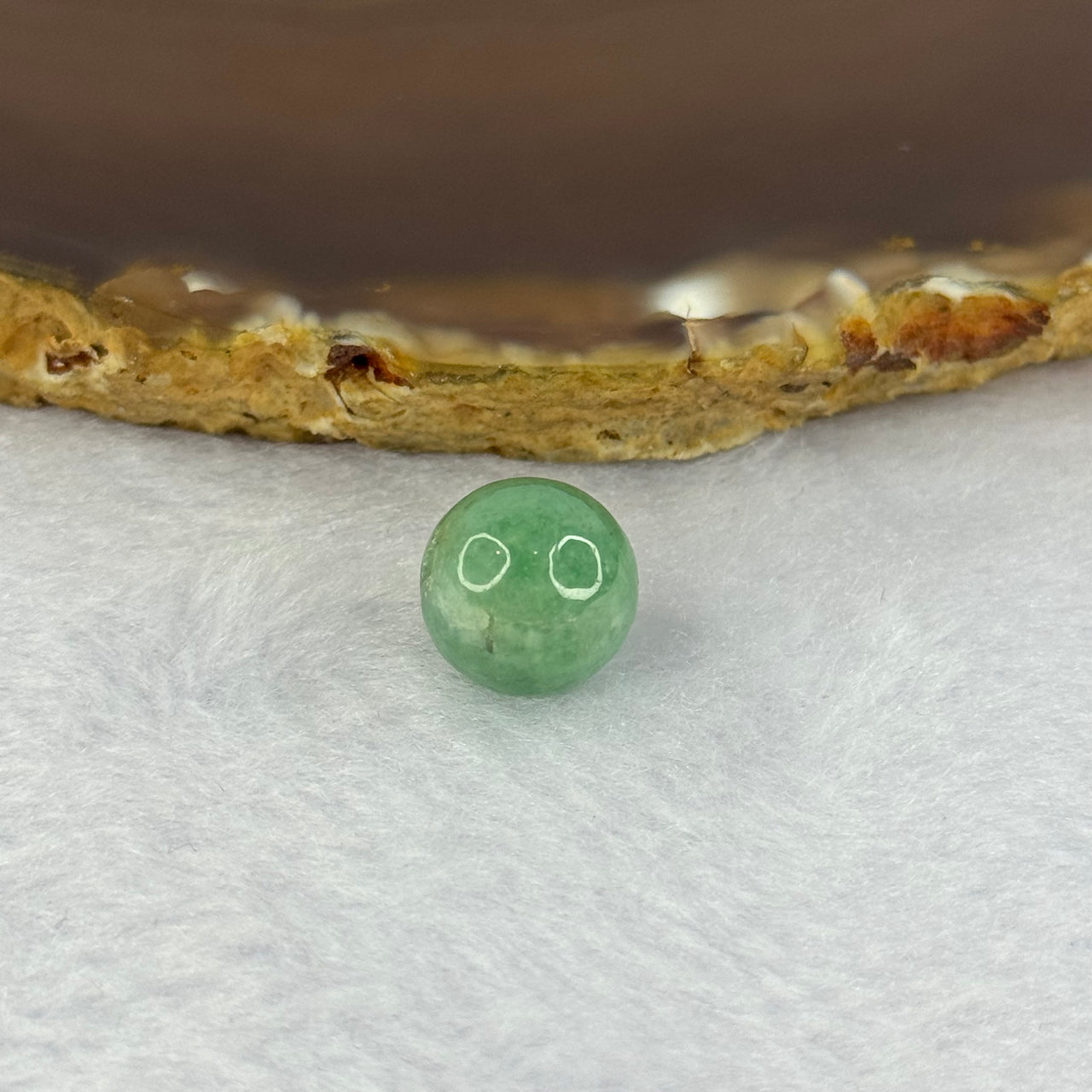 Type A Green Jadeite Bead for Bracelet/Necklace/Earrings/Ring 
2.45g 11.3mm - Huangs Jadeite and Jewelry Pte Ltd