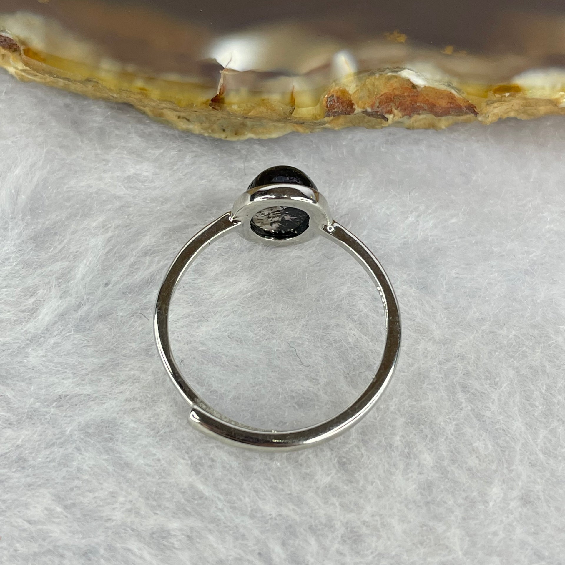 Good Grade Natural Super 7 Crystal in 925 Sliver Ring (Adjustable Size) 天然超级七水晶 925 银戒指（可调节尺寸) 1.55g 8.6 by 6.1 by 4.1mm - Huangs Jadeite and Jewelry Pte Ltd