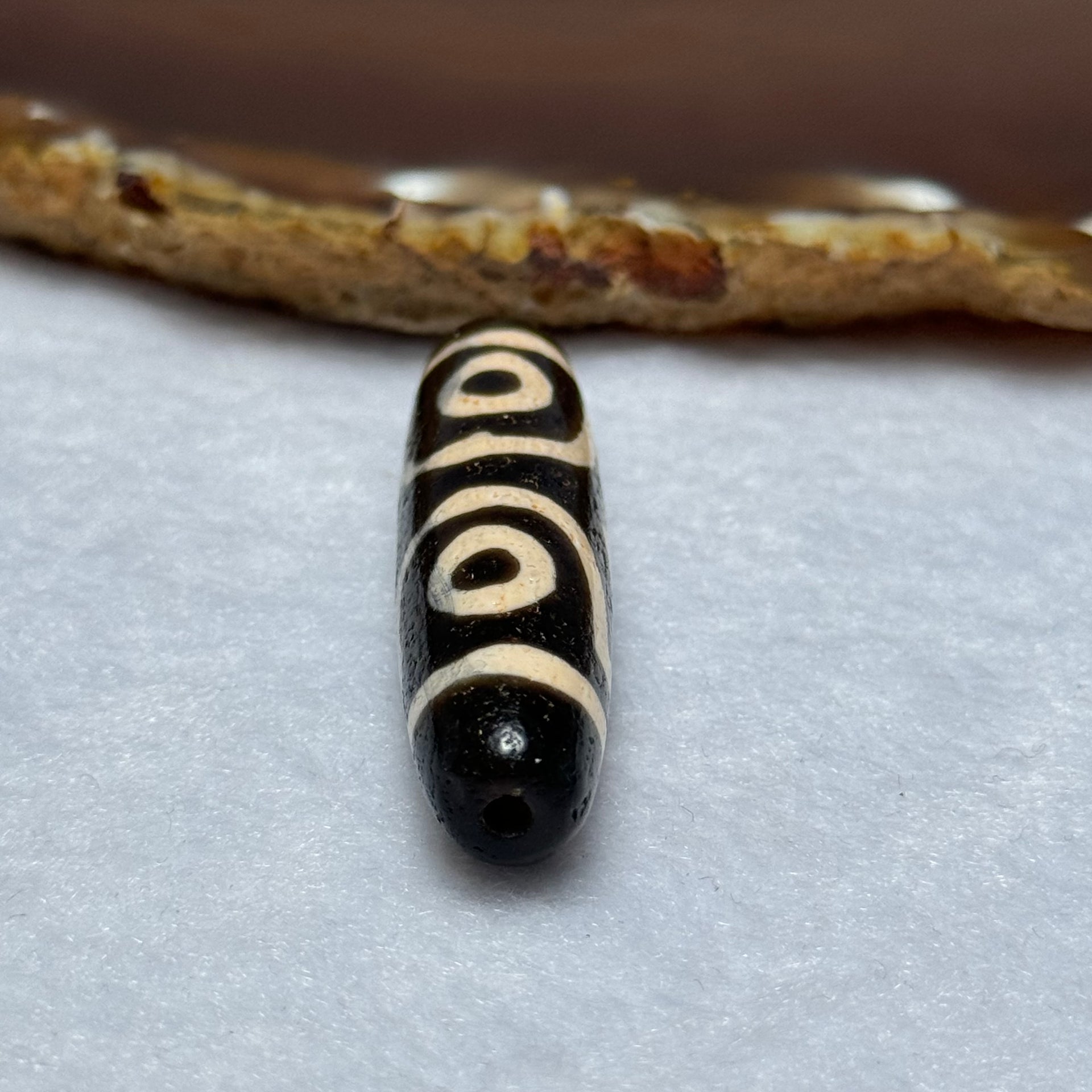 Natural Powerful Tibetan Old Oily Agate 3 Eyes Dzi Bead Heavenly Master (Tian Zhu) 三眼天诛 11.68g 48.2 by 12.6mm - Huangs Jadeite and Jewelry Pte Ltd