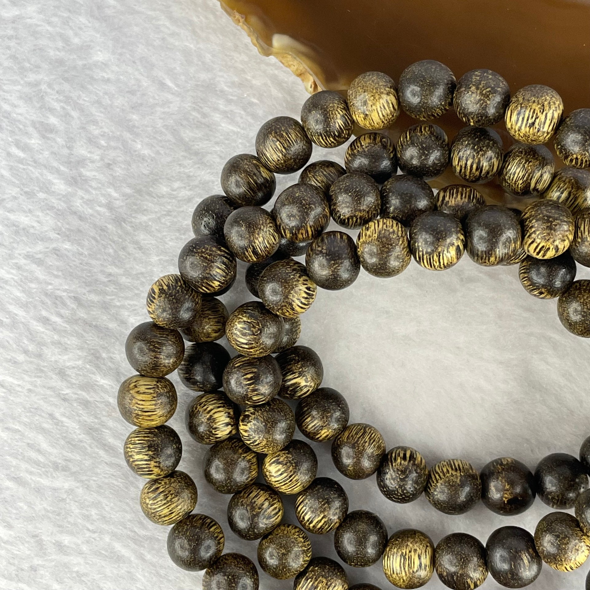 Natural Wild Vietnam Lu Qi Nan Agarwood Beads Necklace 天然野生越南鹿其南沉香珠项链 31.50g 8.7 mm 108 +6 Beads - Huangs Jadeite and Jewelry Pte Ltd