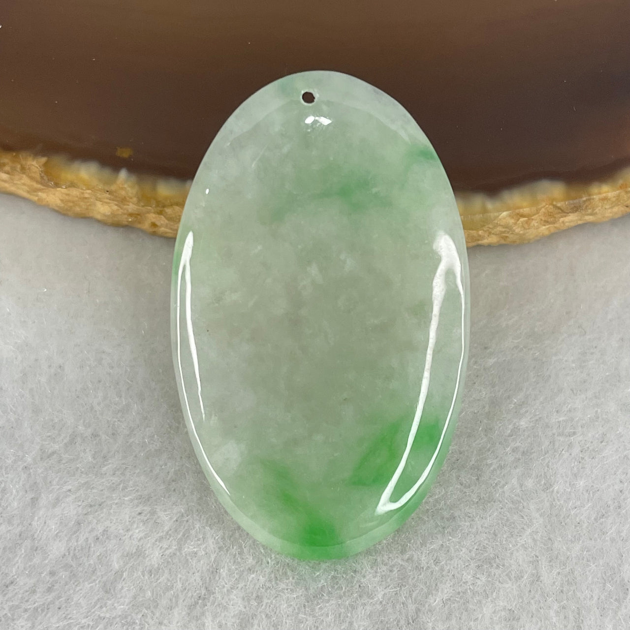 Type A Faint Green Lavender with Emerald Green Piao Hua Jadeite Oval Wu Shi Pai Pendant 5.45g 34.7 by 21.3 by 3.1mm