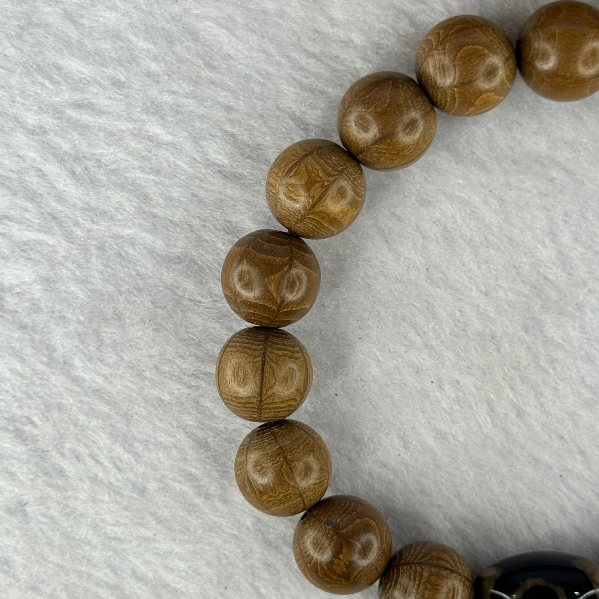 Natural Six Way Wooden Bead With 3 Eyes Dzi Bead Tian Zhu Beads Bracelets 天然六道木带三眼天珠手链 11.42g 16.5cm 10.5mm 18 Beads / 13.6 by 10.2mm 1 Bead - Huangs Jadeite and Jewelry Pte Ltd