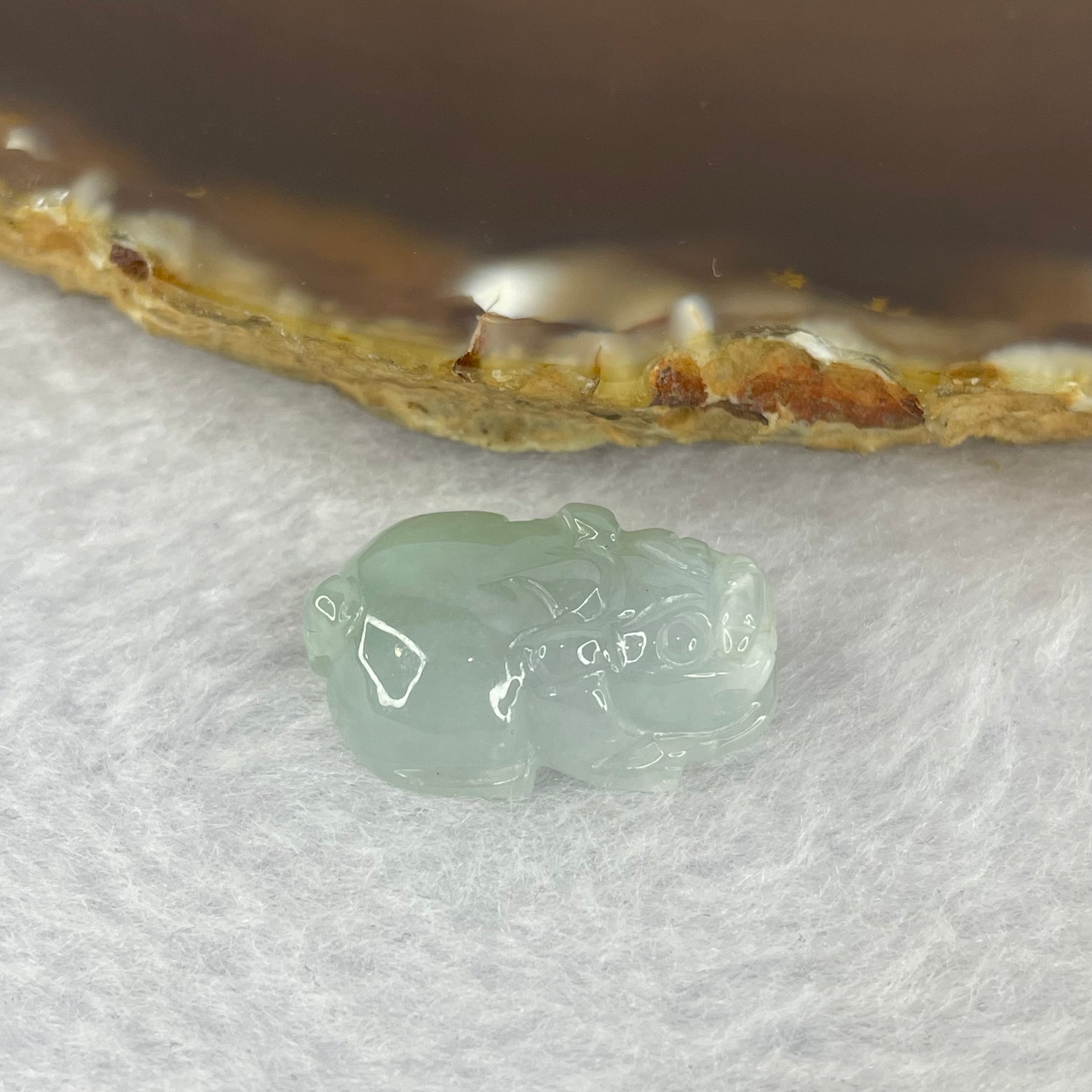 Type A Lavender Green Jadeite Pixiu Pendent A货紫绿色翡翠貔貅牌 4.83g 22.1 by 13.7 by 8.1 mm - Huangs Jadeite and Jewelry Pte Ltd