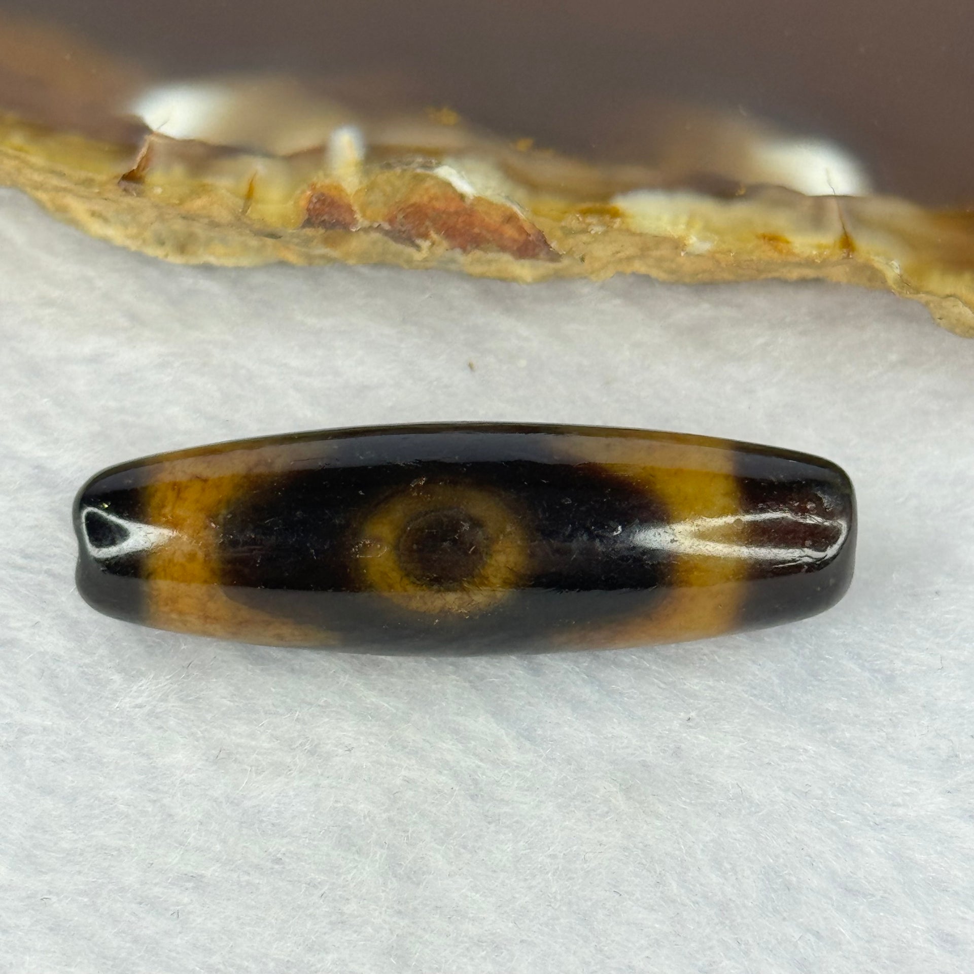 Natural Powerful Tibetan Old Oily Agate 3 Eyes Dzi Bead Heavenly Master (Tian Zhu) 三眼天诛 7.24g 38.1 by 11.5mm - Huangs Jadeite and Jewelry Pte Ltd