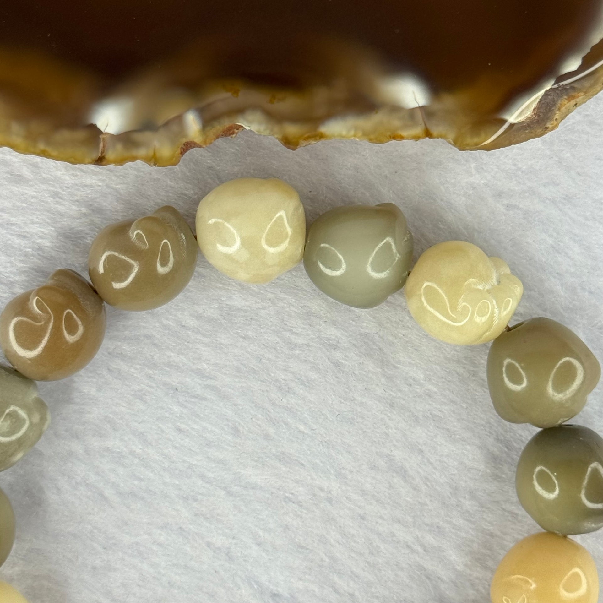 Natural Mixed Color Bodhi Beads in Paw Bracelet 20.08g 17cm 12.6mm 16 Beads - Huangs Jadeite and Jewelry Pte Ltd