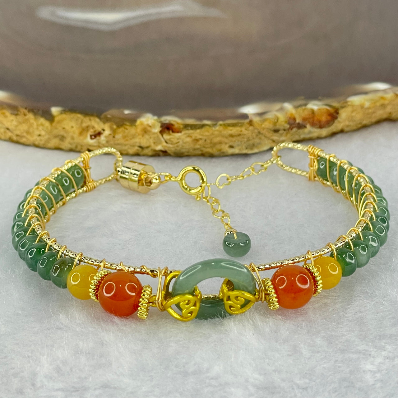 Type A Semi Icy Blueish Green Jadeite Ping An Kou Donut 14.7 by 3.1mm and Donuts Beads 5.5 by 3.4mm 24 Beads in Sliver Gold Color Bracelet 15.62g 17cm