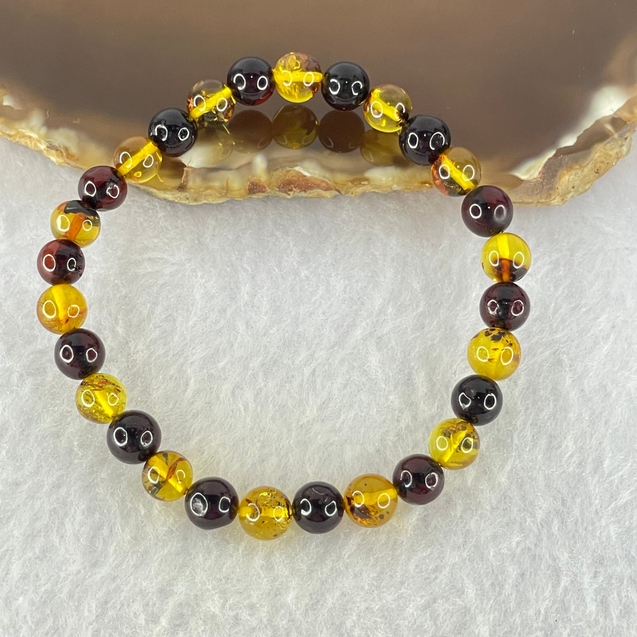 Natural Blood Red and Yellow Amber Beads Bracelet 4.50g 15.5cm 6.9mm 26 Beads