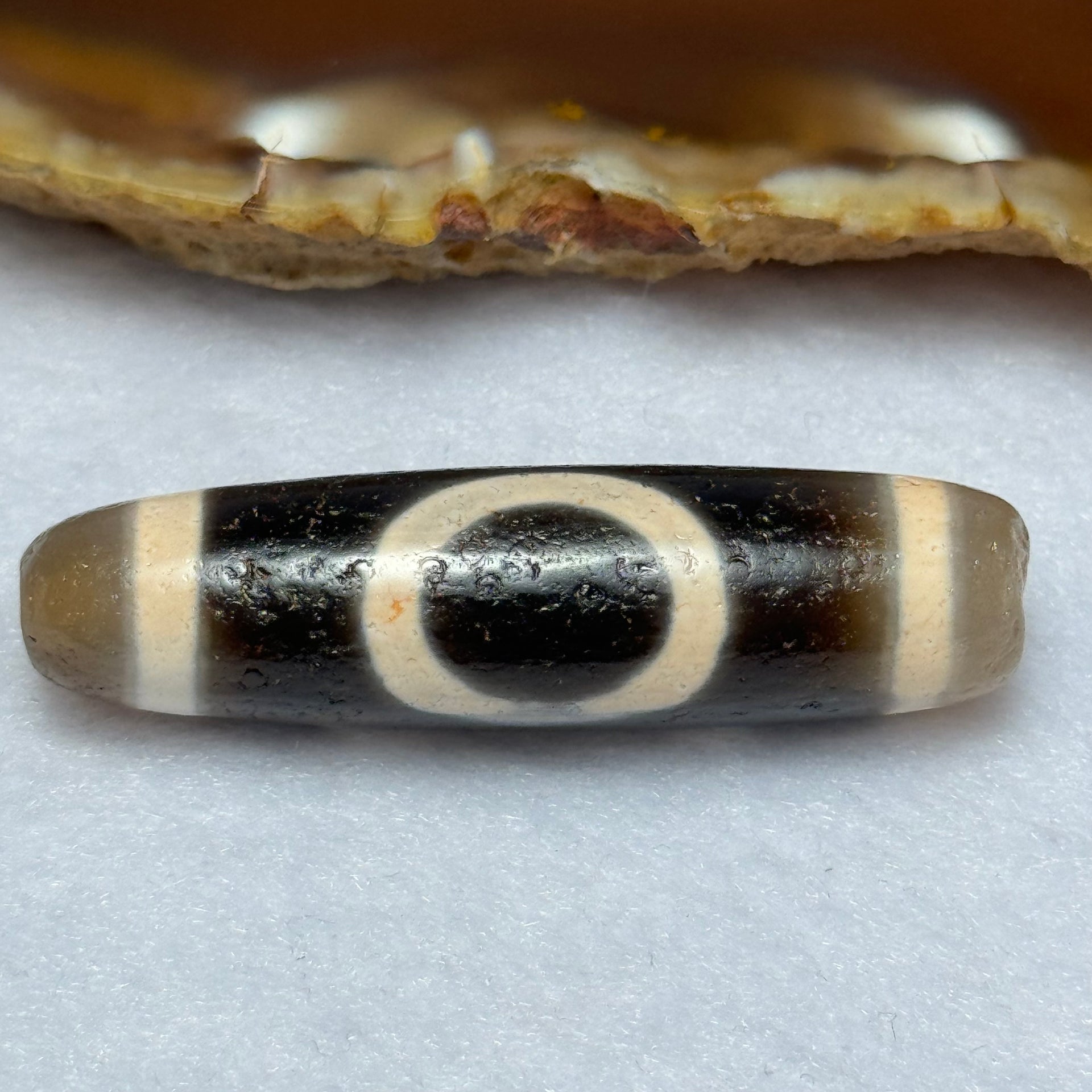 Natural Powerful Tibetan Old Oily Agate Sky Door Serenity 1 Eye Dzi Bead Heavenly Master (Tian Zhu) 一眼天诛 11.39g 46.3 by 12.3mm - Huangs Jadeite and Jewelry Pte Ltd