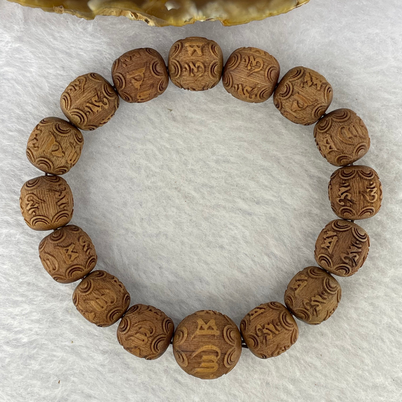 Natural Wild Australian Sandalwood 檀香 Om Mani Padme Hum Beads Bracelet 16.03g 11.5mm 15 Beads / 15.0mm 1 Beads - Huangs Jadeite and Jewelry Pte Ltd