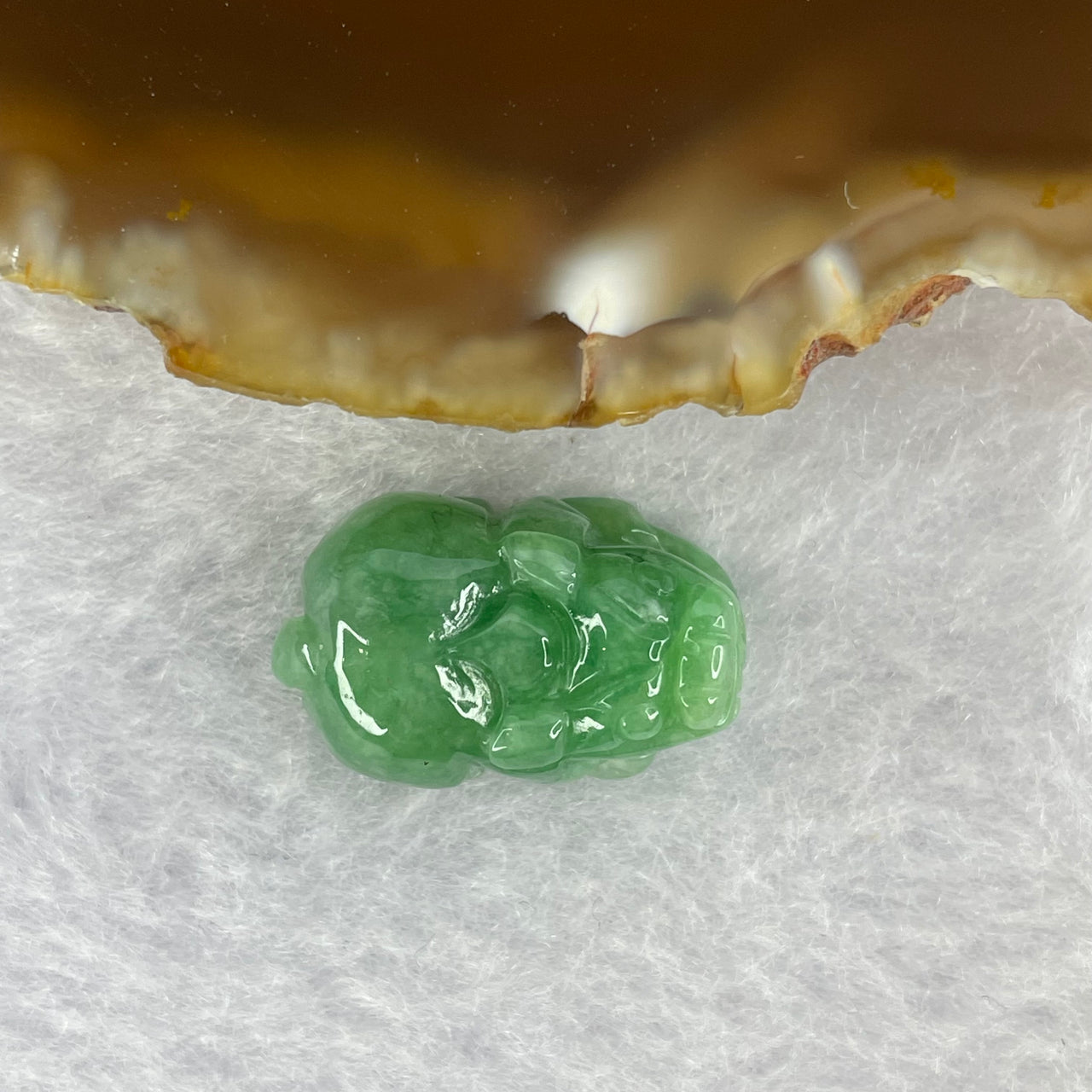 Type A Spicy Green on Blueish Green Jadeite Pixiu Pendent A货辣绿蓝绿色翡翠貔貅吊坠 4.59g 20.4 by 12.4 by 9.8 mm - Huangs Jadeite and Jewelry Pte Ltd