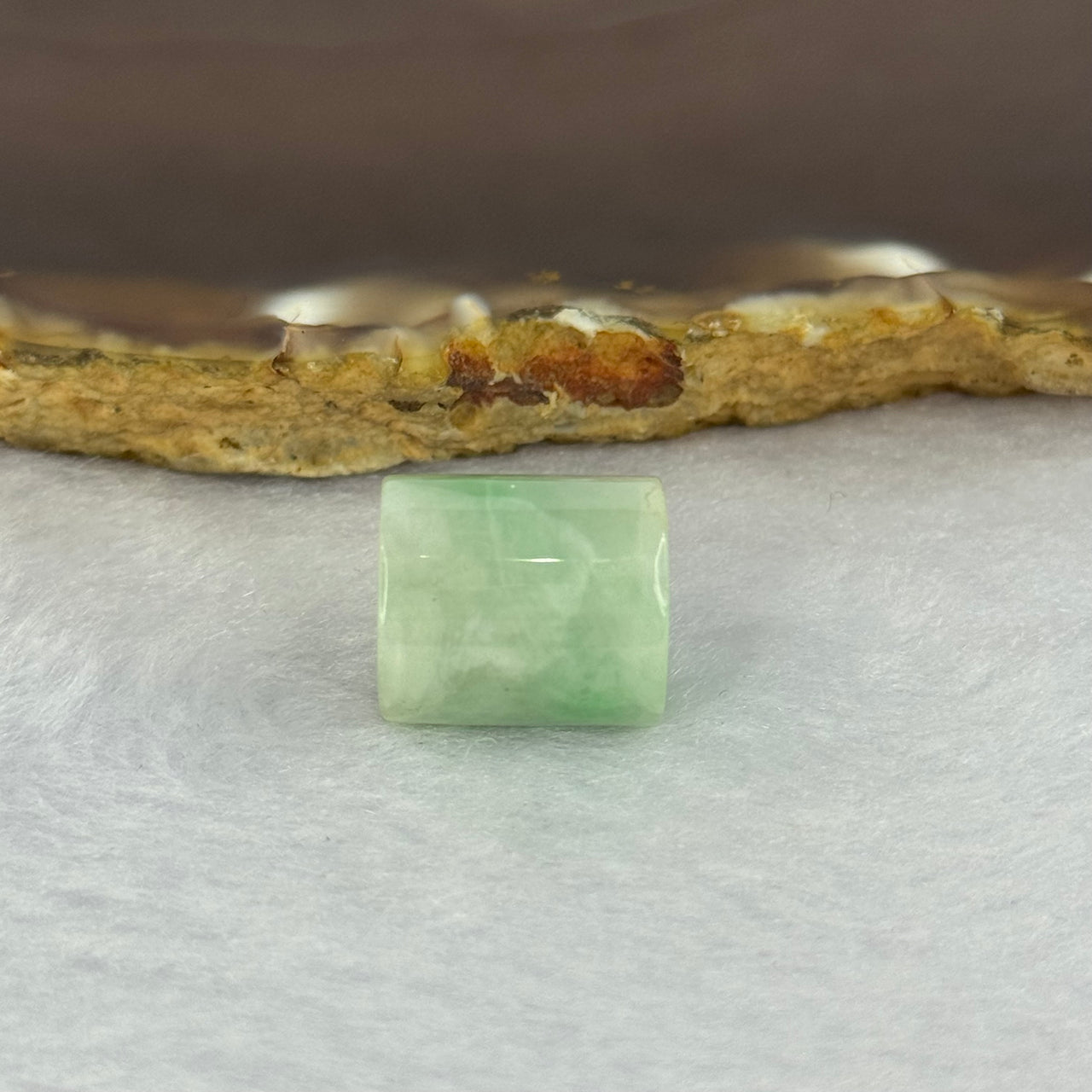 Type A Green Piao Hua Jadeite Lulu Tong for Bracelet/Necklace/Earrings/Rings 5.18g 14.1 by 12.5mm - Huangs Jadeite and Jewelry Pte Ltd