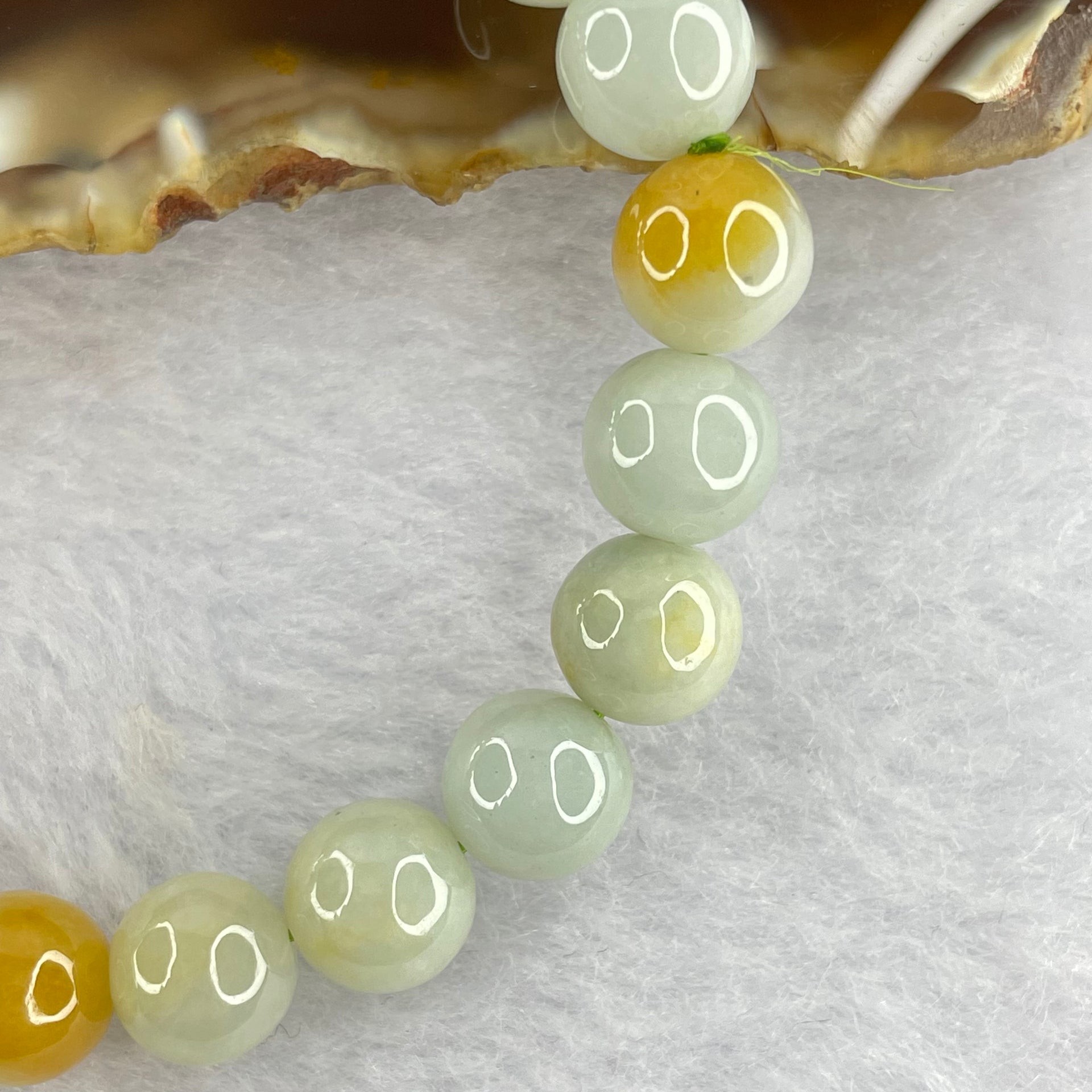 Type A Mixed Colour Jadeite Bracelet 22 beads 8.5mm 22.49g - Huangs Jadeite and Jewelry Pte Ltd