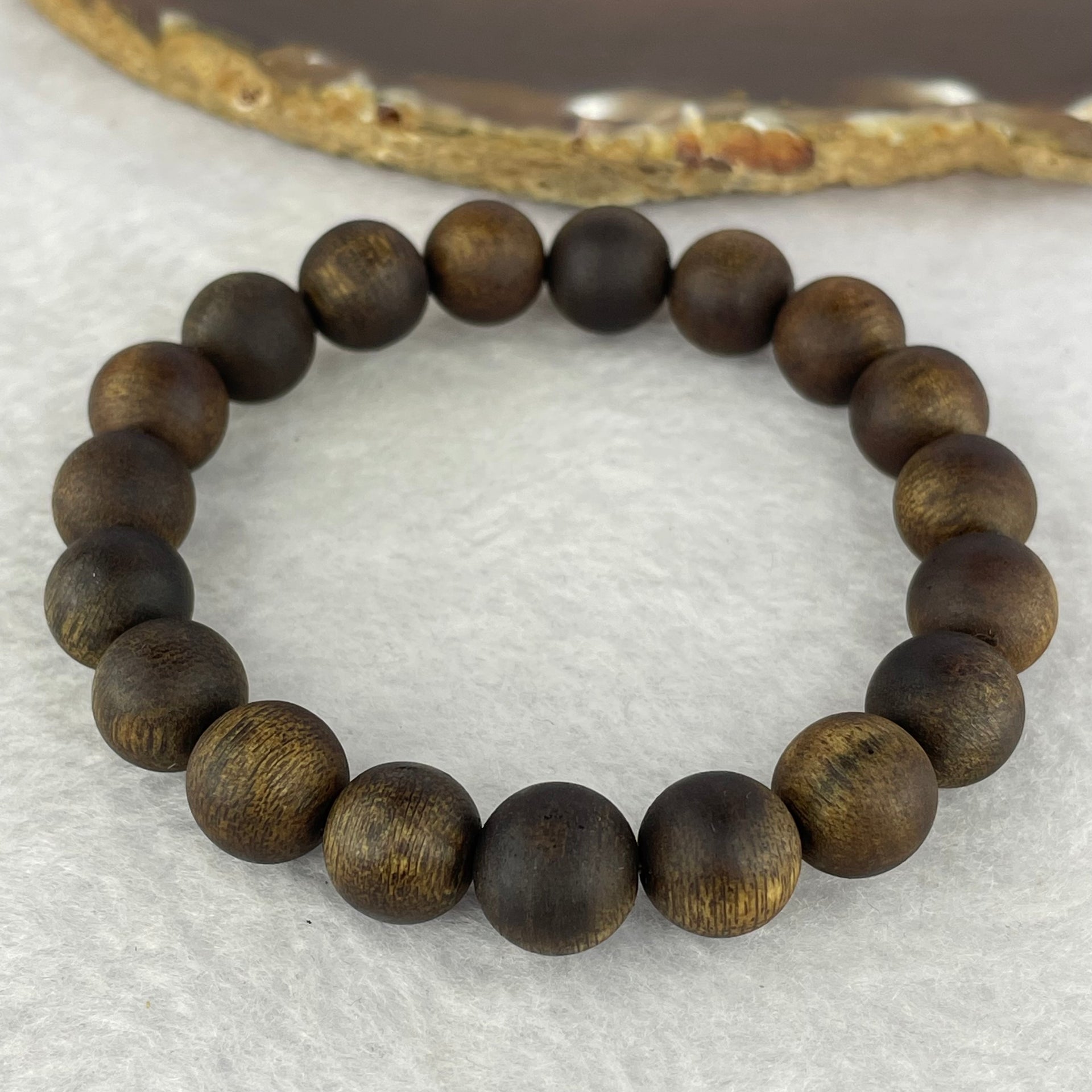 Natural Hainan Wild Old Agarwood Bracelet (Floating) 天然海南野生老树沉香手链 10.74g 17.5cm 11.3mm 19 Beads - Huangs Jadeite and Jewelry Pte Ltd