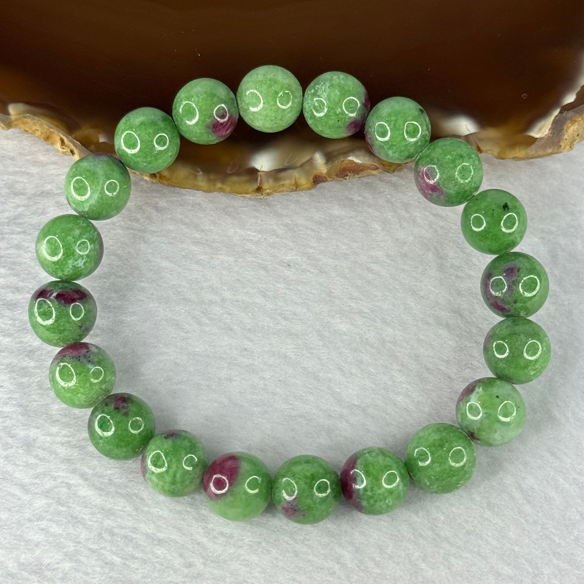 Natural Emerald And Ruby Zoisite Beads Bracelet 40.94g 18cm 10.7mm 20 Beads - Huangs Jadeite and Jewelry Pte Ltd