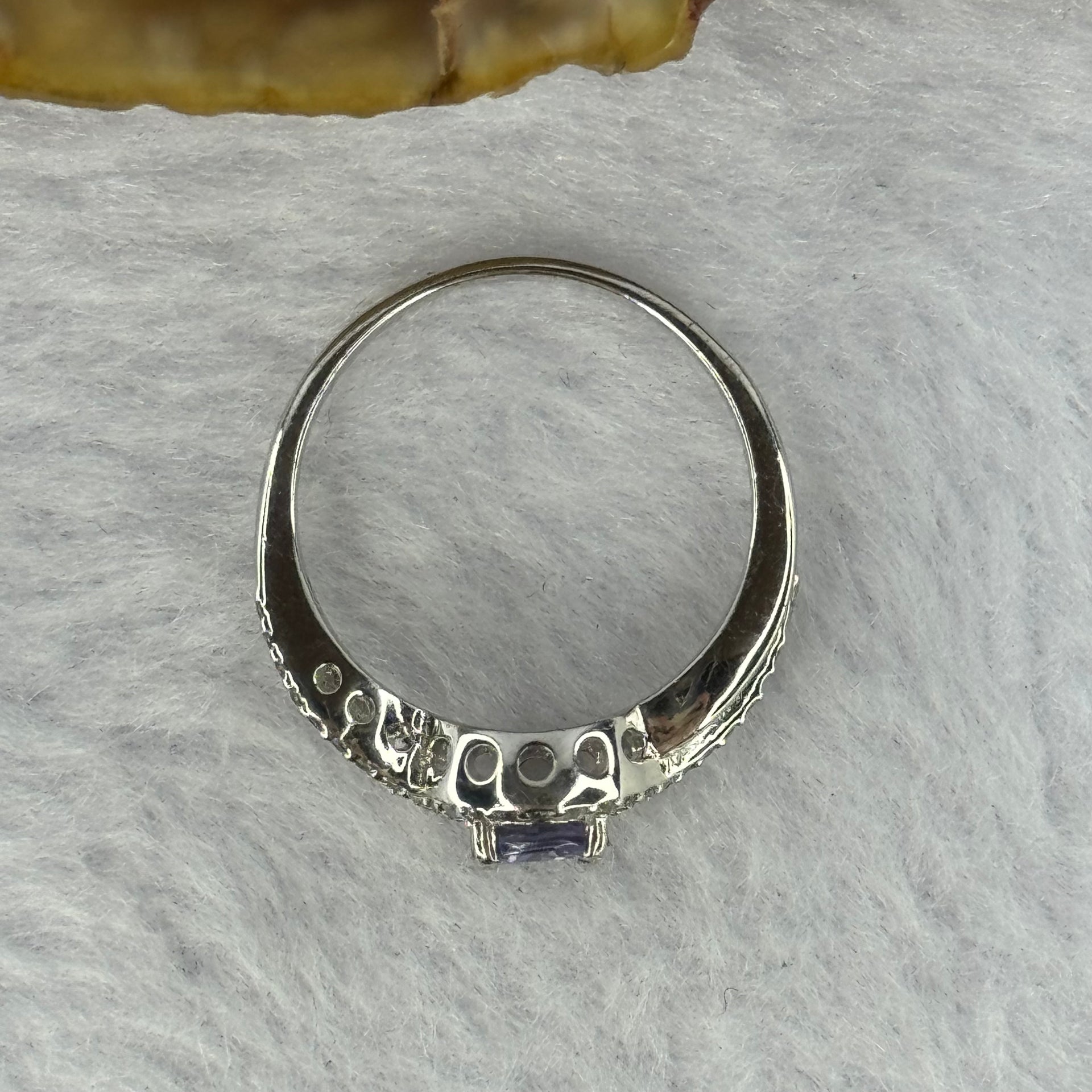 Natural Amethyst In 925 Sliver Ring 2.13g 4.8 by 4.6 by 2.5mm US 5.75 / HK 12.5 - Huangs Jadeite and Jewelry Pte Ltd