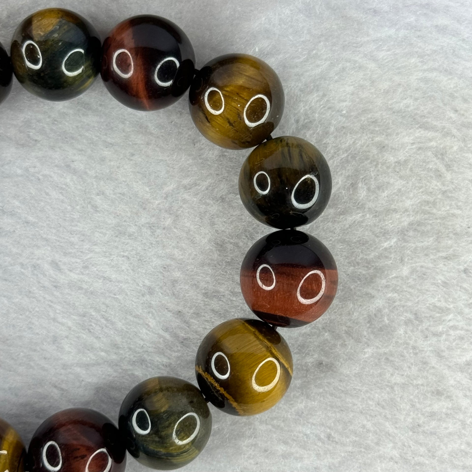 Natural Tiger's Eye Quartz Bracelet 虎眼石手持手链 55.31g 17cm 14.5mm 14 Beads - Huangs Jadeite and Jewelry Pte Ltd