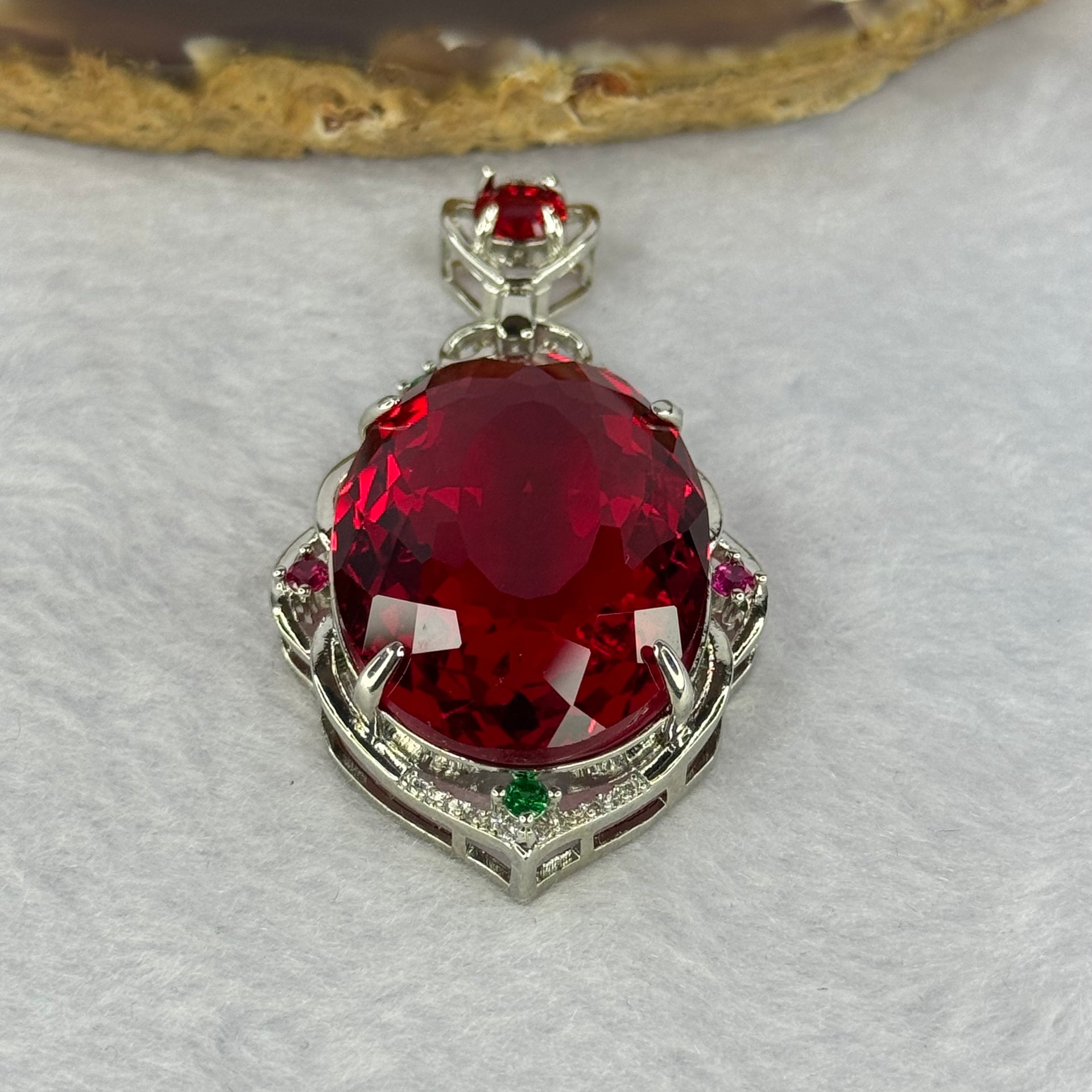 Red Cubic Zirconia With Crystals in Sliver Claps Pendent 10.08g 29.4 by 21.8 by 12.3mm - Huangs Jadeite and Jewelry Pte Ltd