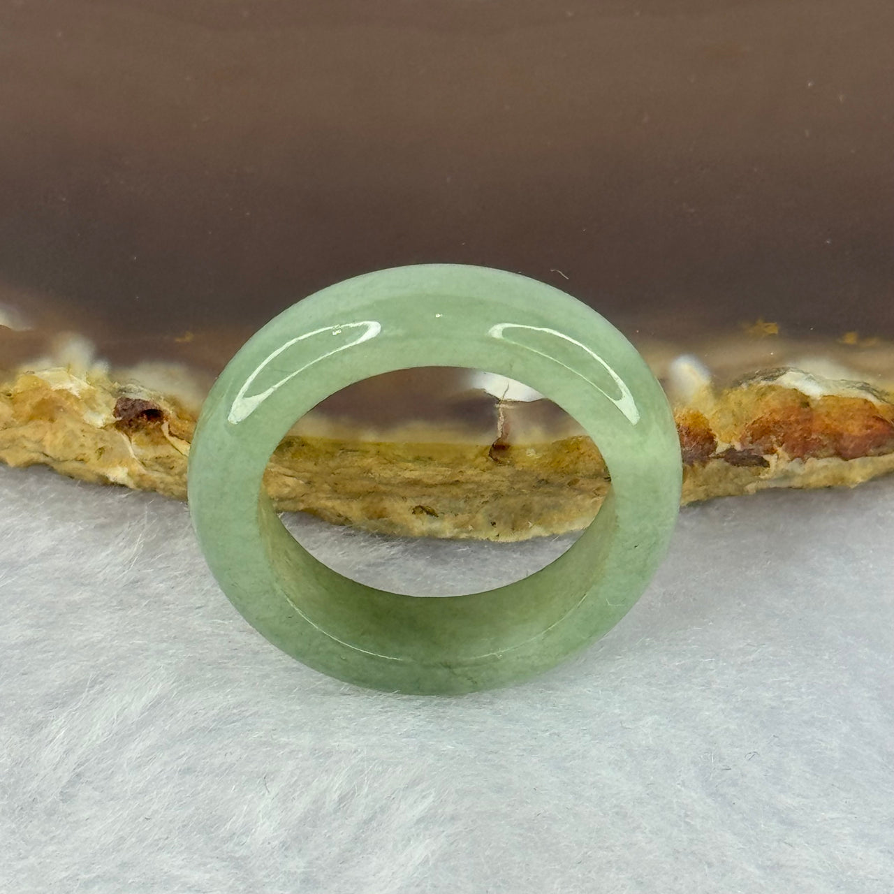 Type A Green Jadeite Ring 3.76g 6.0 by 3.7mm US7 HK15.5 (Very Slight External Rough)