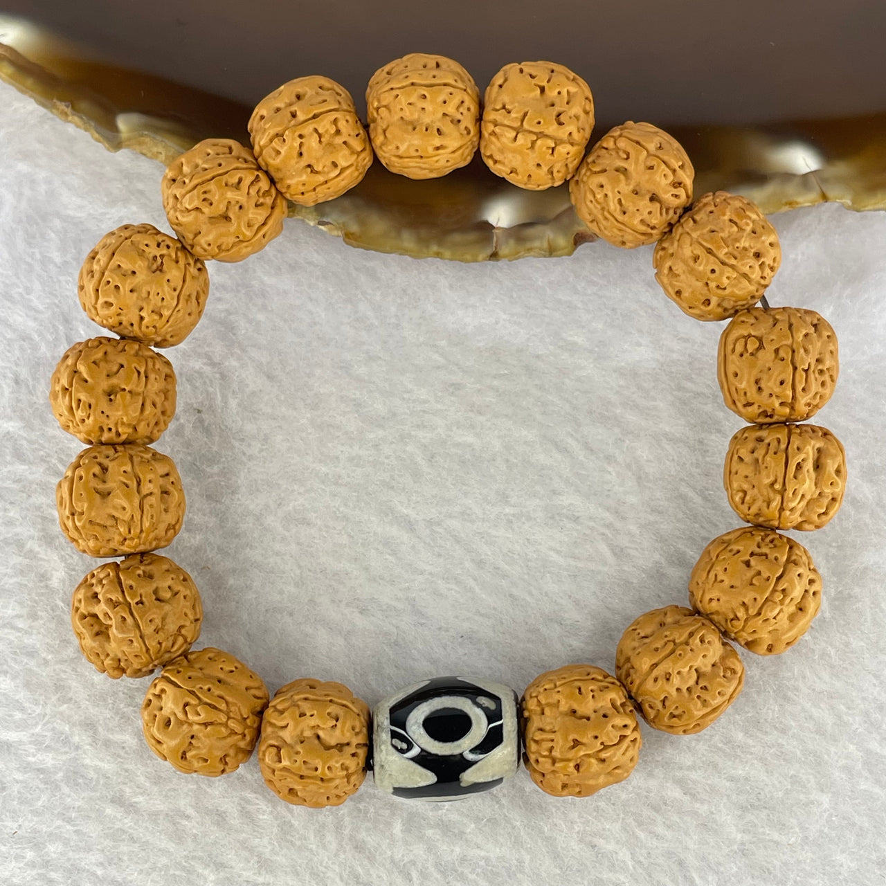 Natural Bodhi Rudraksha Seed Mala 金风 Beads Bracelet with 3 Eyes Dzi Bead Tian Zhu 天珠 21.00g 13.5mm 17 Beads - Huangs Jadeite and Jewelry Pte Ltd