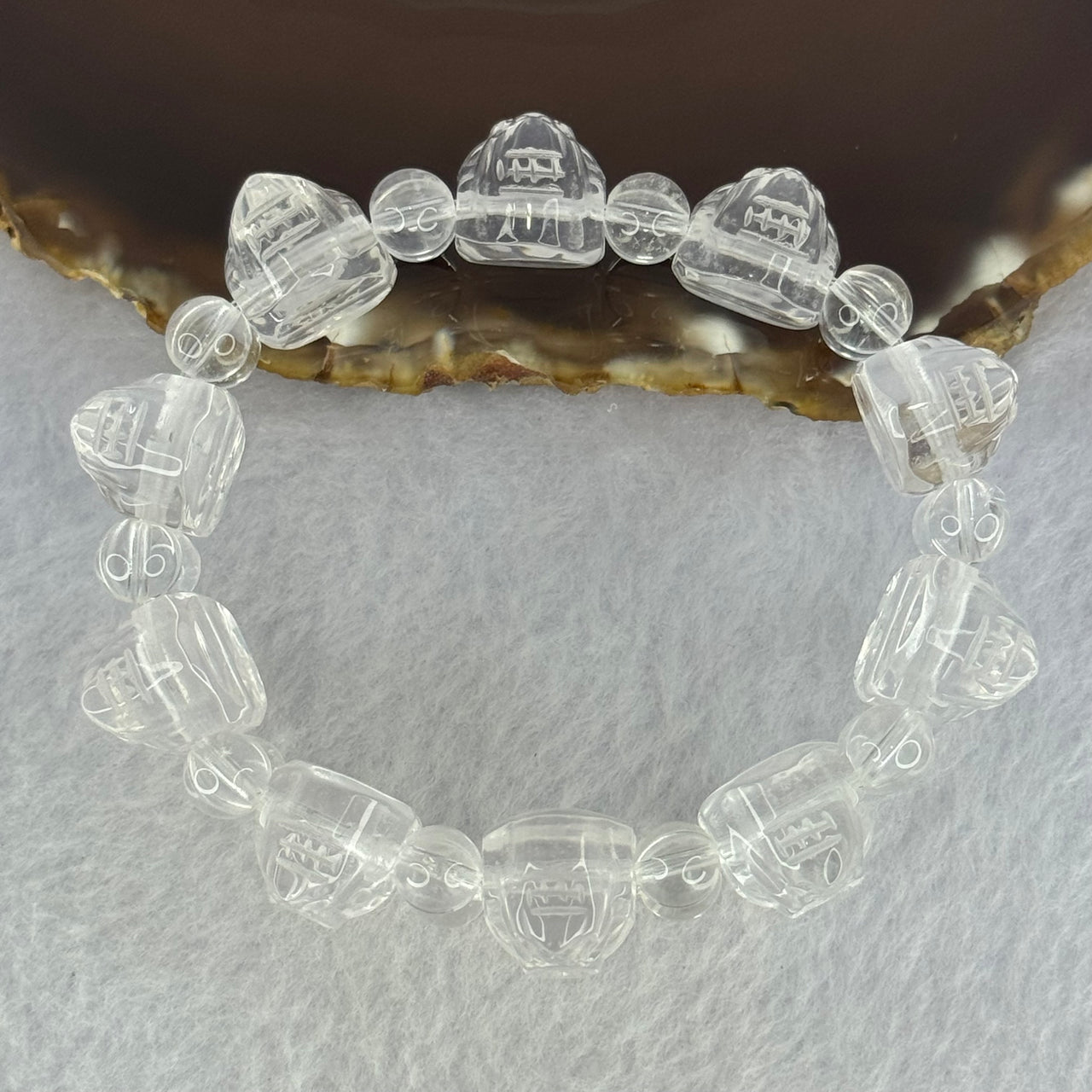 Natural Clear Quartz Dragon Turtle and Beads Bracelet 56.42g 17cm 17.9 by 13.2 by 11.7mm 10 Dragon Turtle