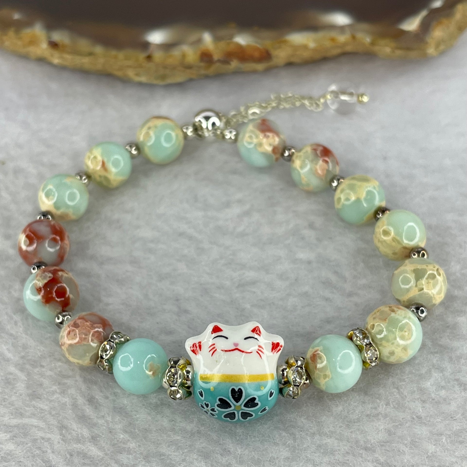 Natural Variscite Jasper with Fortune Cat Bracelet 12.22g 8.3 mm 14 Beads (Adjustable Size) - Huangs Jadeite and Jewelry Pte Ltd