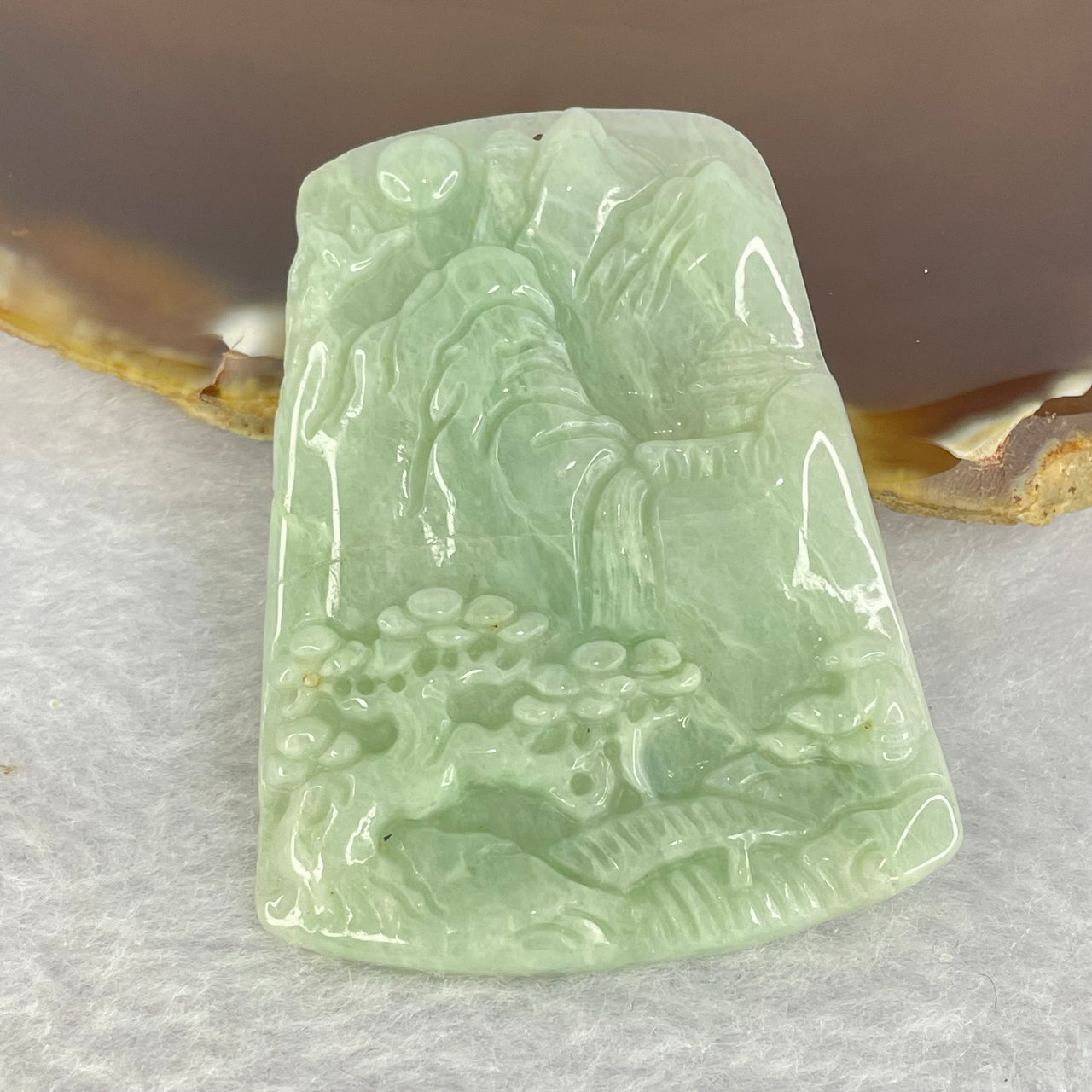 Type A Green Shun Shui Jadeite 18.13g 41.2 by 52.1 by 5.0mm - Huangs Jadeite and Jewelry Pte Ltd