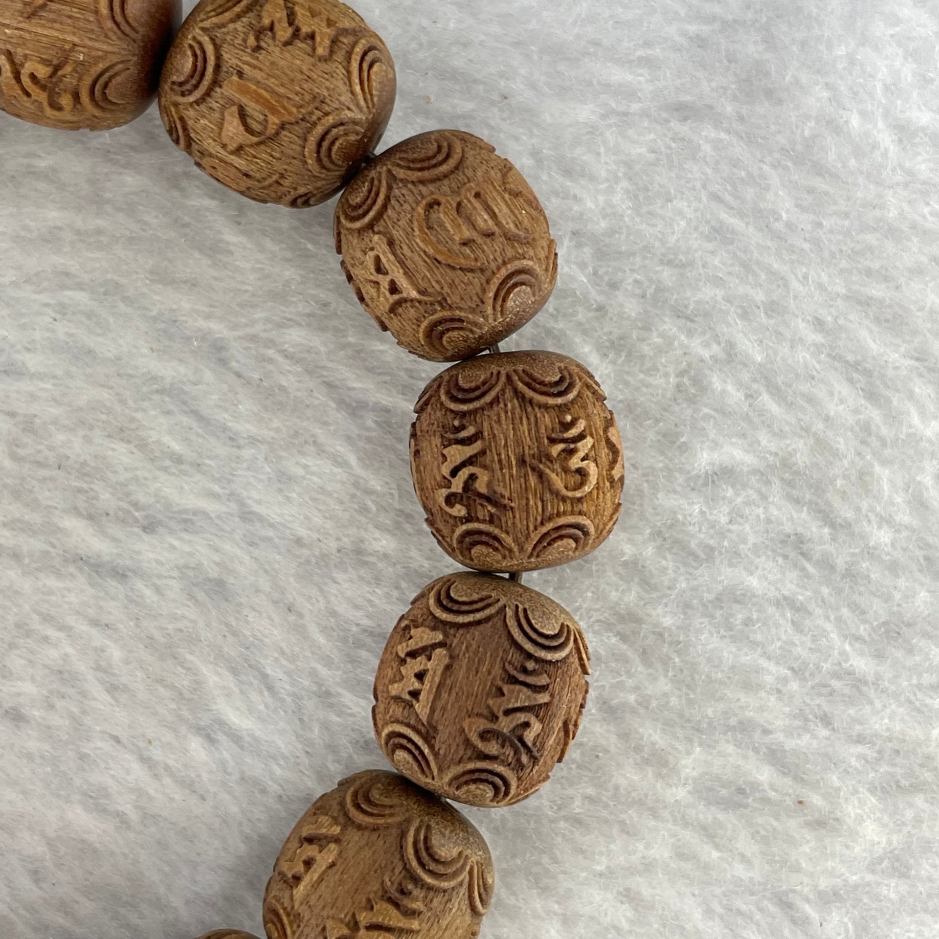 Natural Wild Australian Sandalwood 檀香 Om Mani Padme Hum Beads Bracelet 16.03g 11.5mm 15 Beads / 15.0mm 1 Beads - Huangs Jadeite and Jewelry Pte Ltd