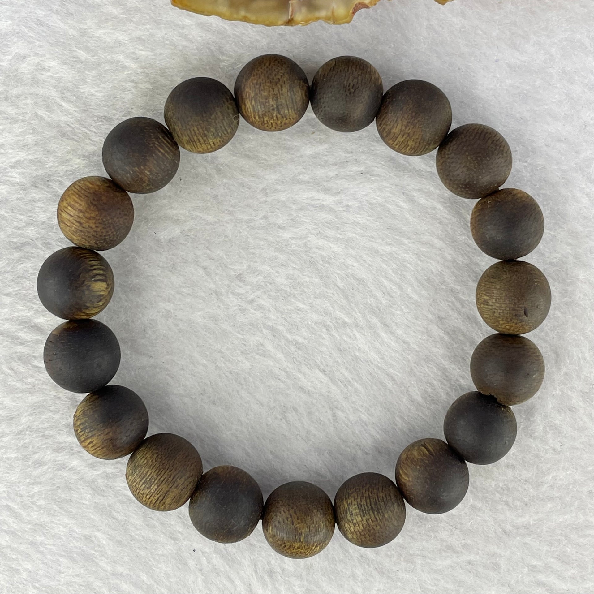 Natural Hainan Wild Old Agarwood Bracelet (Floating) 天然海南野生老树沉香手链 10.68g 17cm 10.7mm 19 Beads - Huangs Jadeite and Jewelry Pte Ltd