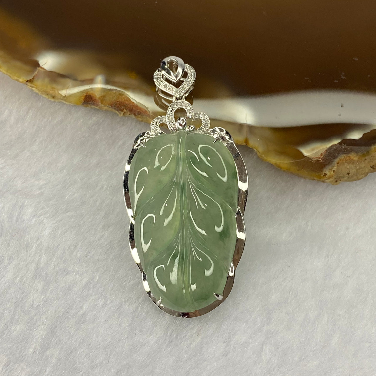 18 White Gold Burmese Type A ICY Jadeite Leaf with Natural Diamonds for Overnight Success 4.66g 39.7 by 19.6 by 6.8mm - Huangs Jadeite and Jewelry Pte Ltd