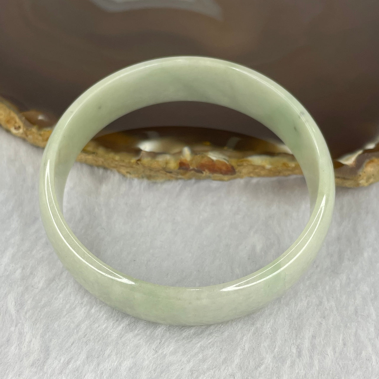 Type A Green Lavender Jadeite Bangle 28.40g inner diameter 52.4mm 14.3 by 4.0mm (slight external line) - Huangs Jadeite and Jewelry Pte Ltd