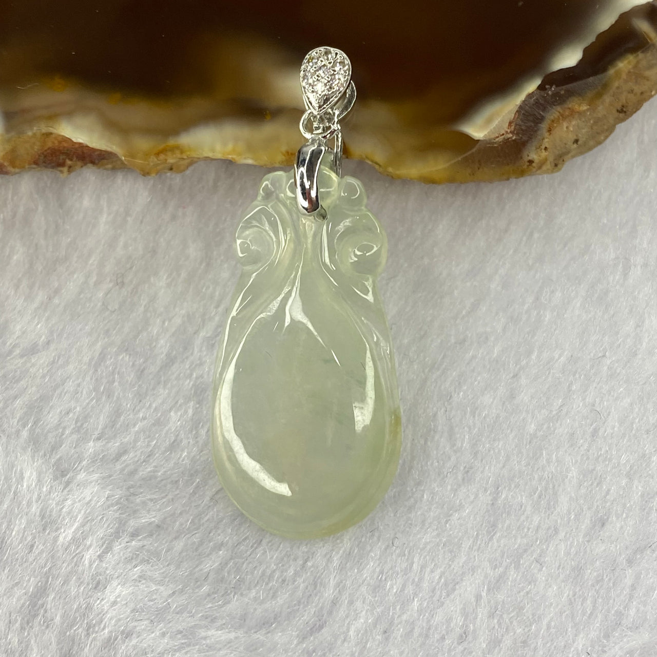 Type A ICY Green Blue Yellow Vase pendant in 925 clasp 2.38g 33.2 by 13.3 by 3.5mm - Huangs Jadeite and Jewelry Pte Ltd