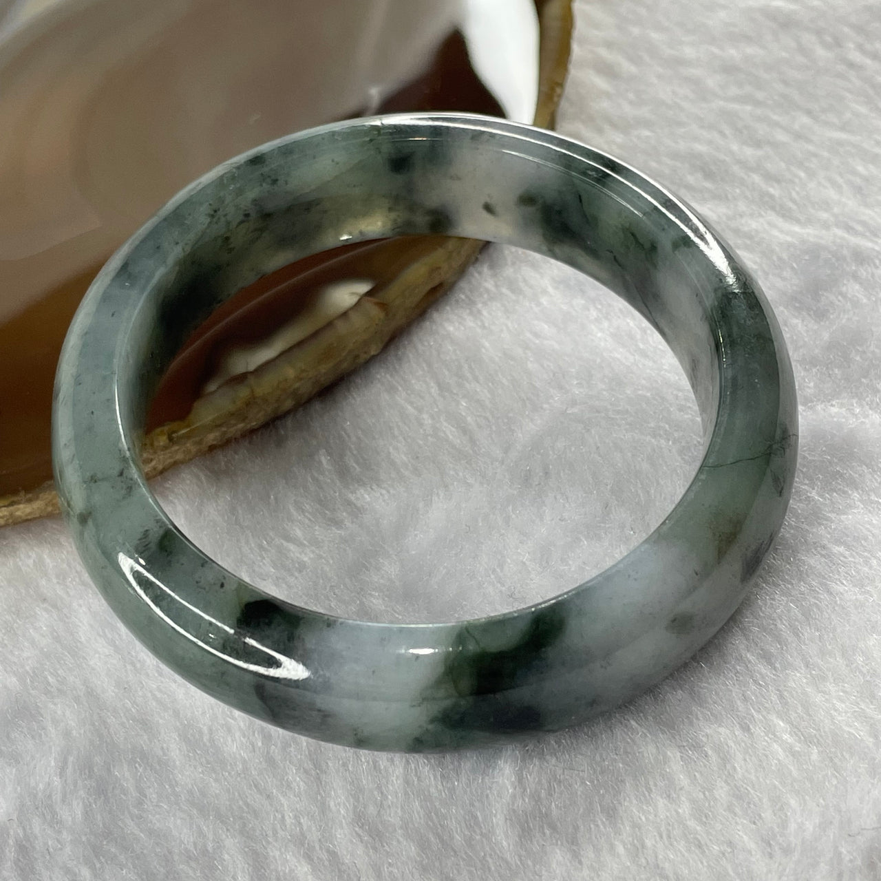 Type A Jelly Green Piao Hua Jade Jadeite Bangle 68.67g inner Dia 54.9mm 15.2 by 9.0mm (External Lines) - Huangs Jadeite and Jewelry Pte Ltd