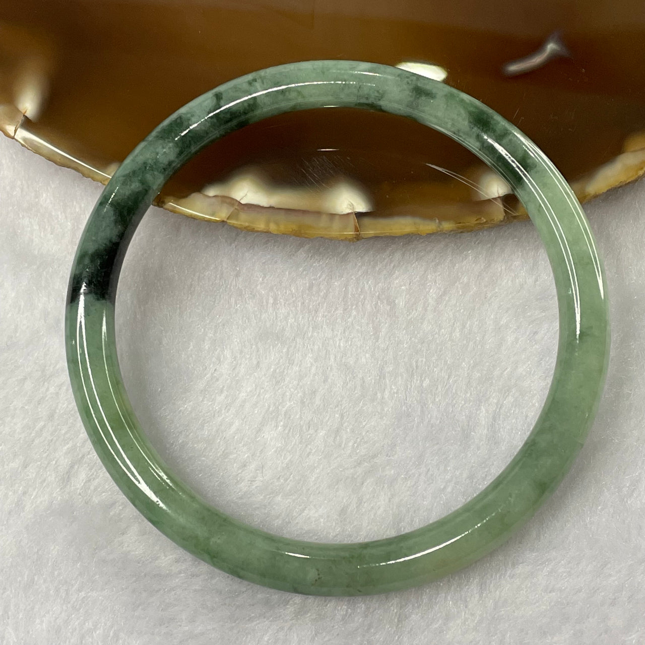 Type A Green Piao Hua Jade Jadeite Round Bangle 21.22g Inner diameter: 57.8mm Thickness: 6.7 by 6.7mm - Huangs Jadeite and Jewelry Pte Ltd