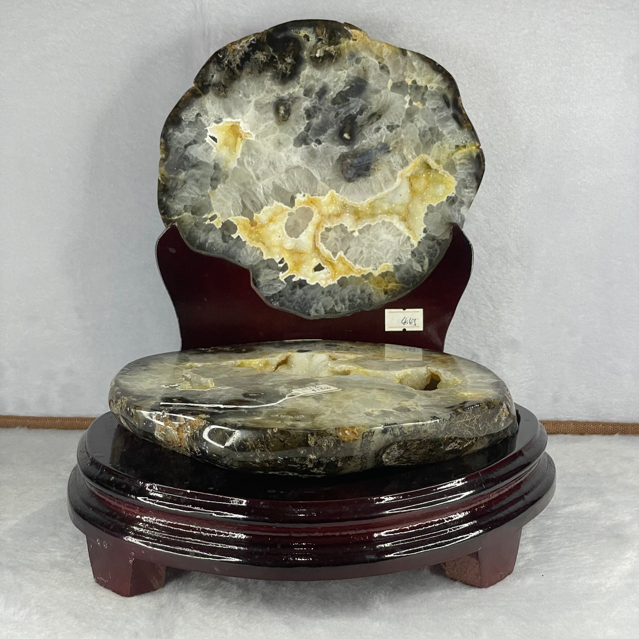 Large Natural Agate Wealth Pot 4,450g 235.0 by 280.0 by 250.0mm - Huangs Jadeite and Jewelry Pte Ltd