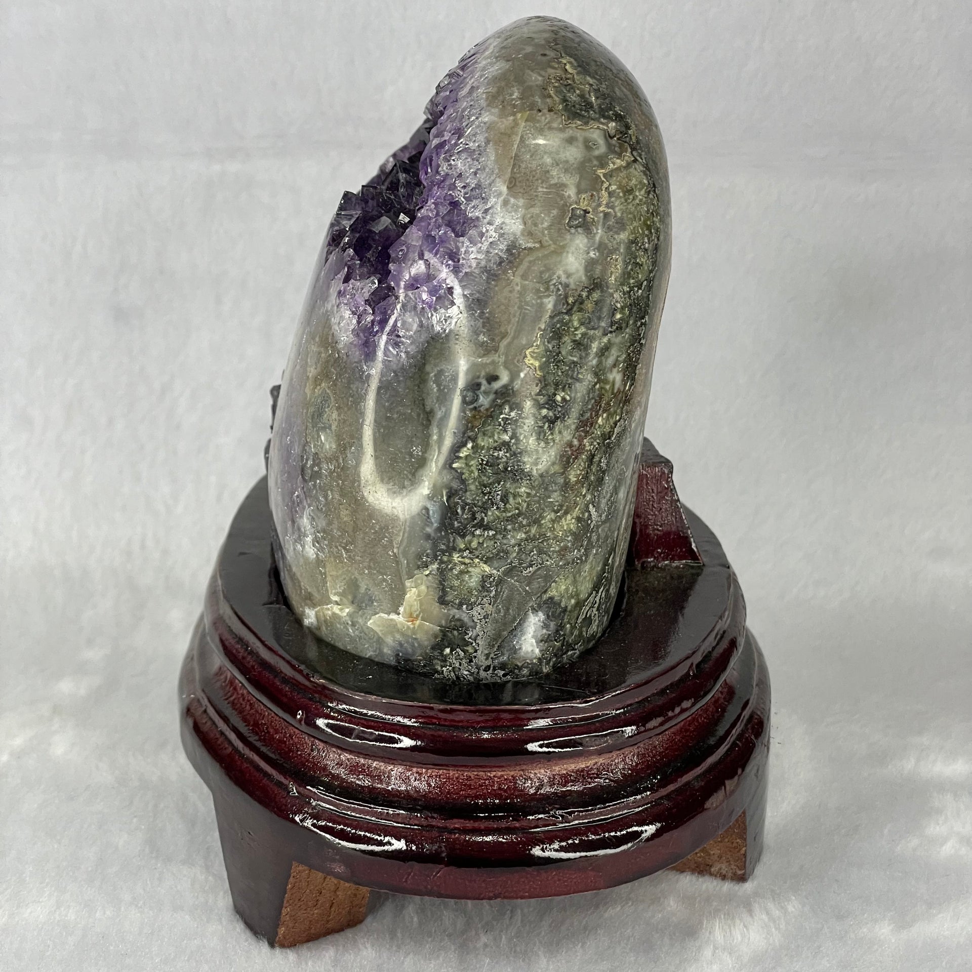 Natural Uruguay Amethyst Display 1865.0g 165.0 by 118.6 by 158.0mm - Huangs Jadeite and Jewelry Pte Ltd