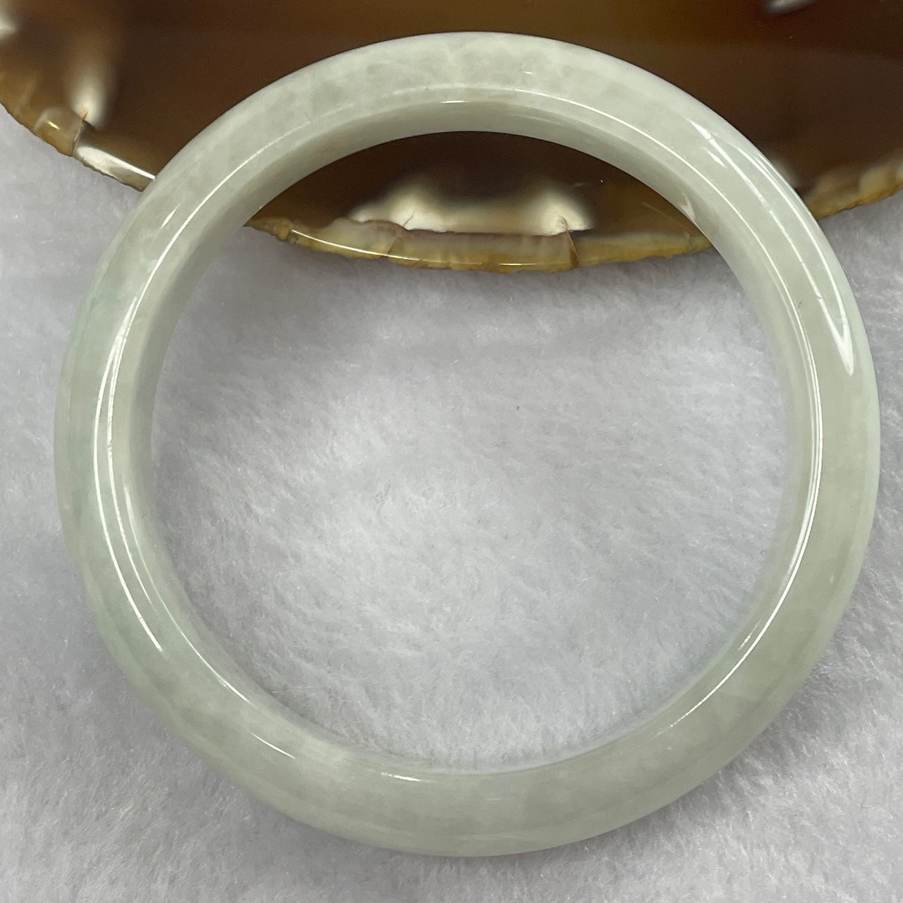 Type A Light Green Jade Jadeite Bangle 53.2g inner Dia 58.7mm 12.5 by 8.0mm (Slight External Line) - Huangs Jadeite and Jewelry Pte Ltd