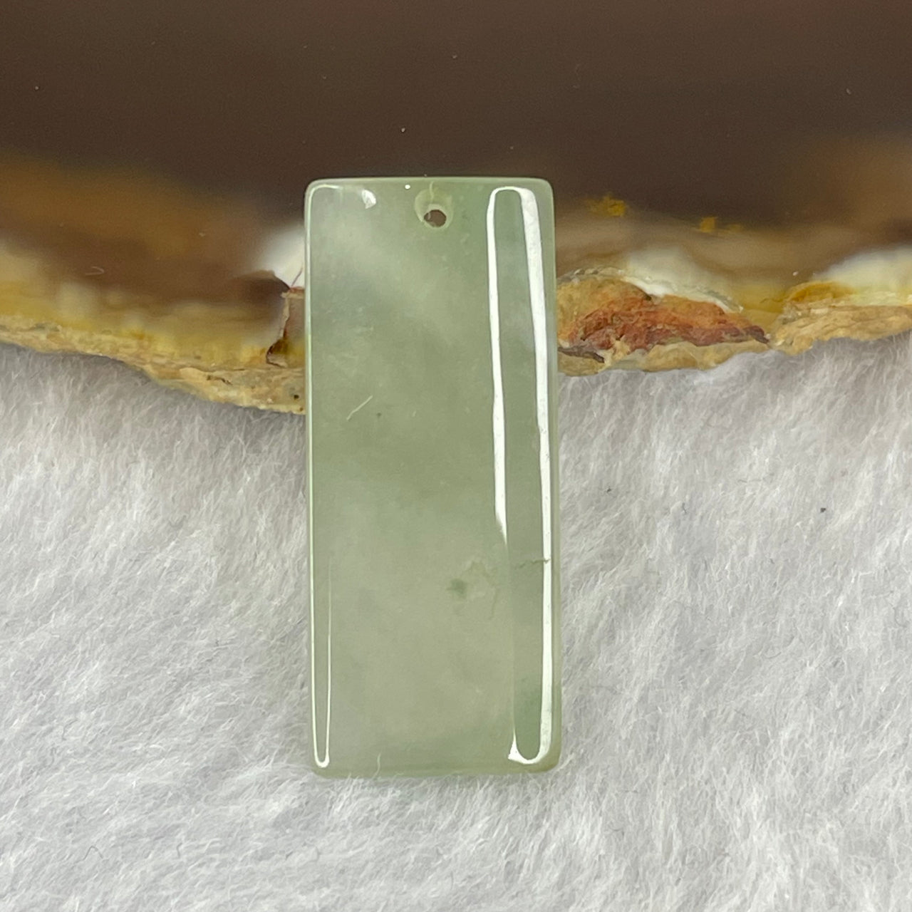 High ICY Type A Green Jadeite Wu Shi Pai 2.16g 25.6 by 10.8 by 3.1mm - Huangs Jadeite and Jewelry Pte Ltd