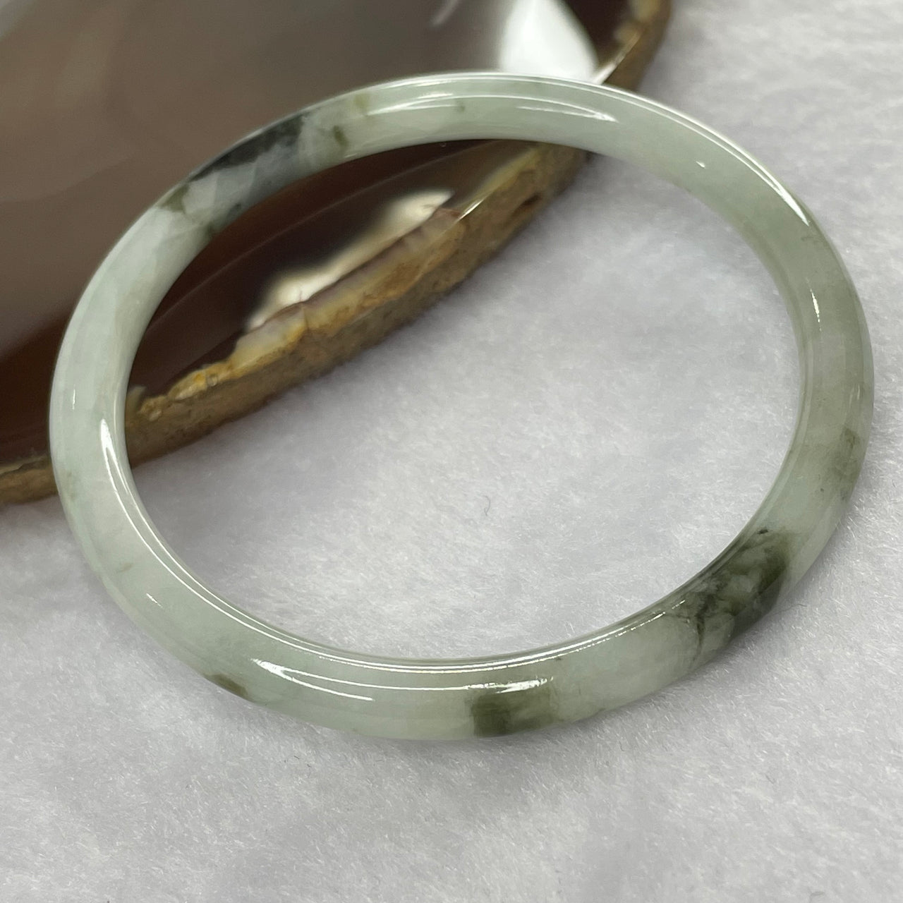 Type A Green Piao Hua Jade Jadeite Bangle 15.41g inner Dia 54.6mm 5.8 by 6.0mm (Internal Lines) - Huangs Jadeite and Jewelry Pte Ltd