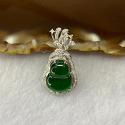 18K White Gold ICY Type A Green Omphasite Jadeite Hulu with Natural Diamonds Pendant 2.09g 27.3 by 13.8 by 6.7mm - Huangs Jadeite and Jewelry Pte Ltd