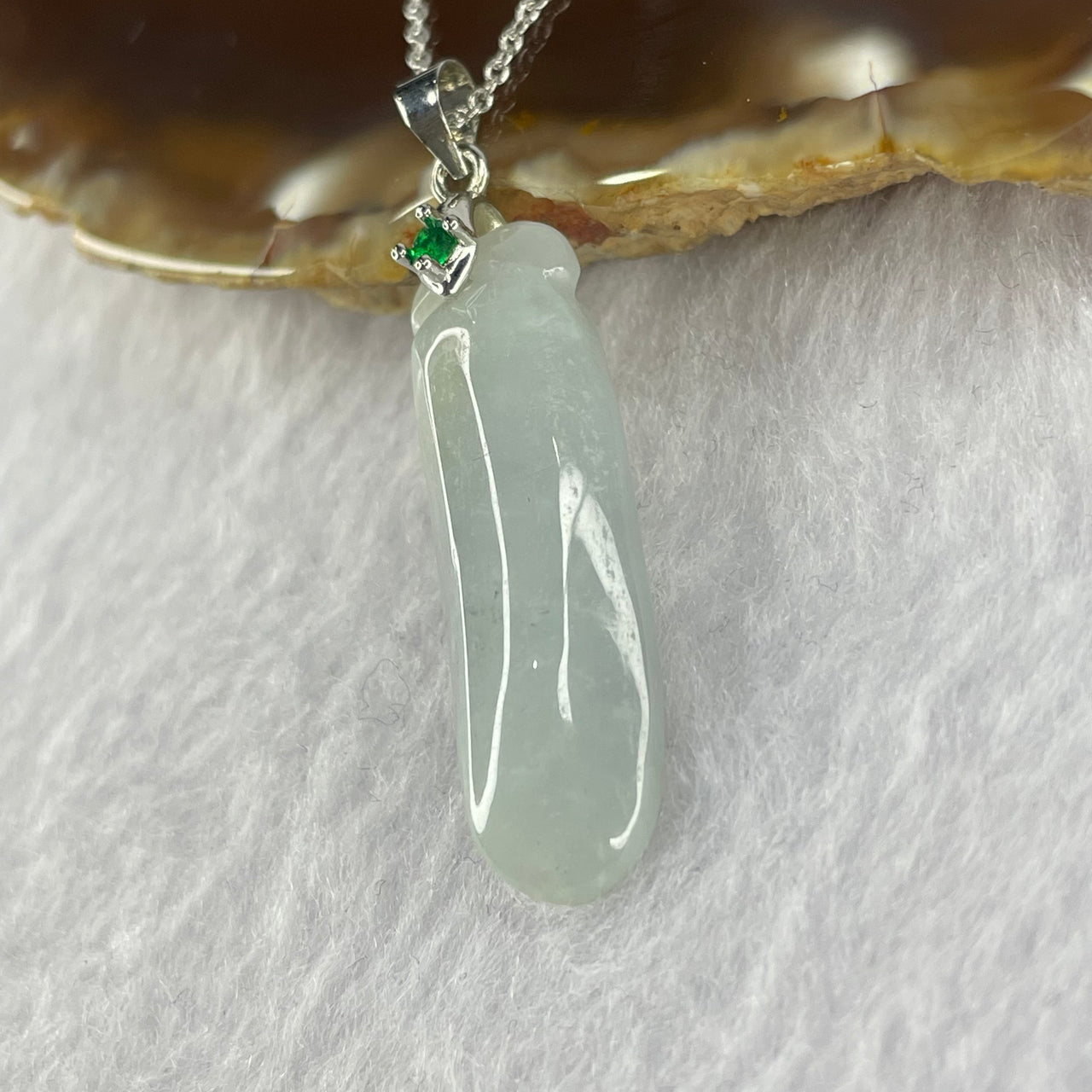 Type A Green Lavender Jadeite Gourd in 925 Silver Necklace 6.64g 32.7 by 10.1 by 6.7mm - Huangs Jadeite and Jewelry Pte Ltd