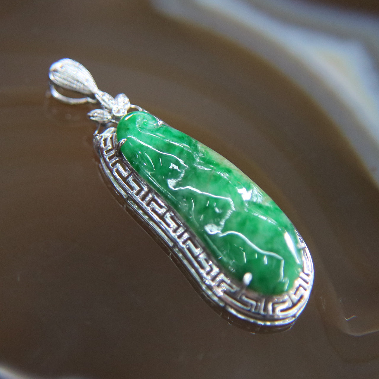 Type A Burmese Jade Jadeite 18k White Gold with Diamonds Feng Shui Peapod Pendant - Huangs Jadeite and Jewelry Pte Ltd