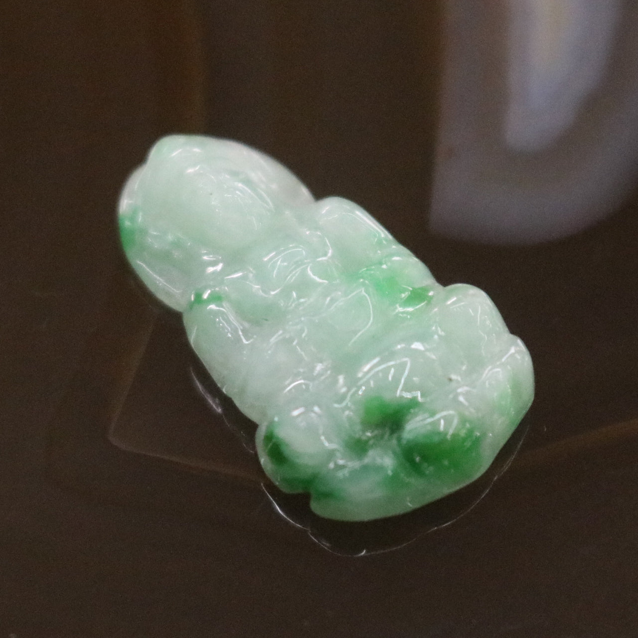 Type A Burmese Jade Jadeite Feng Shui Guan Yin Pendant - Huangs Jadeite and Jewelry Pte Ltd