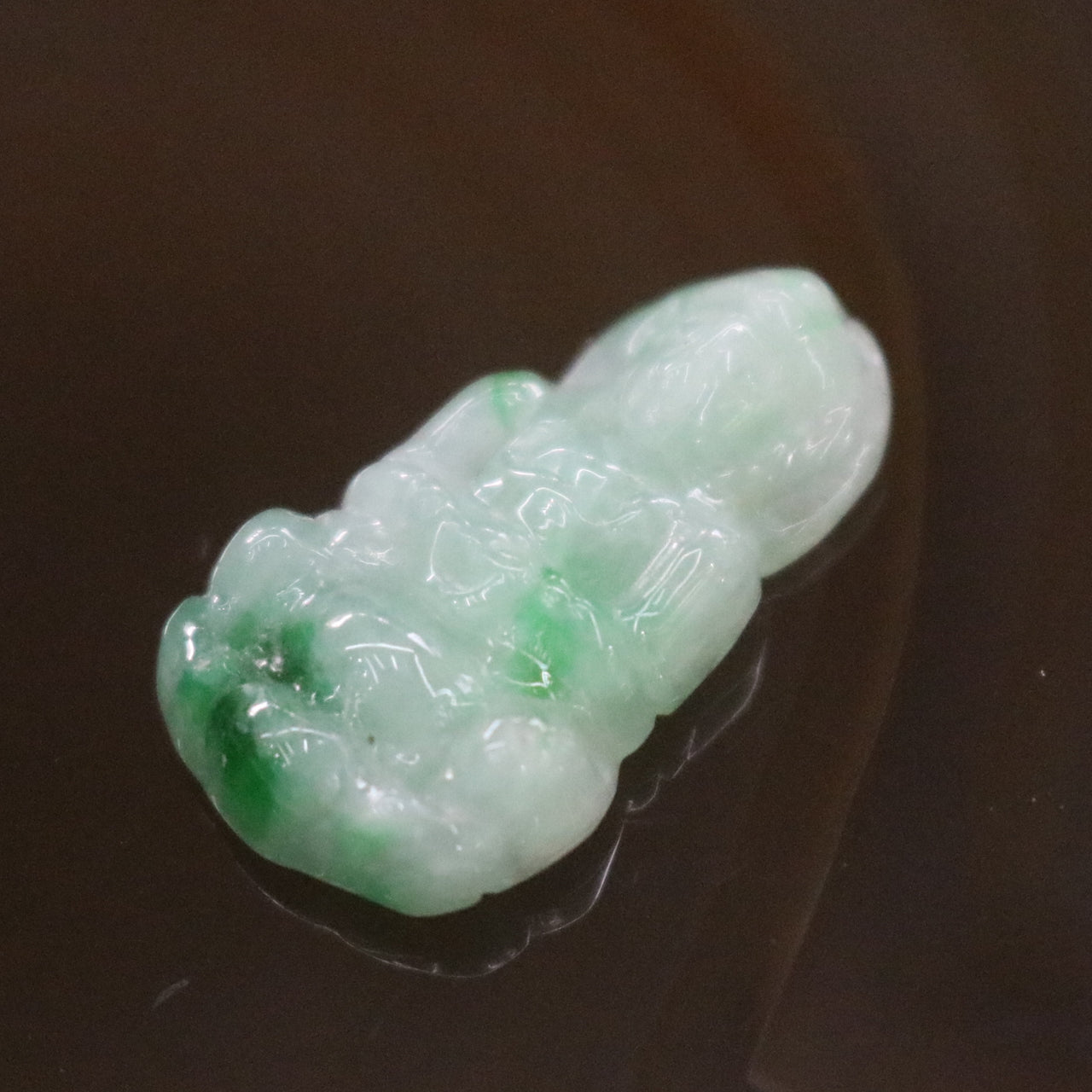 Type A Burmese Jade Jadeite Feng Shui Guan Yin Pendant - Huangs Jadeite and Jewelry Pte Ltd