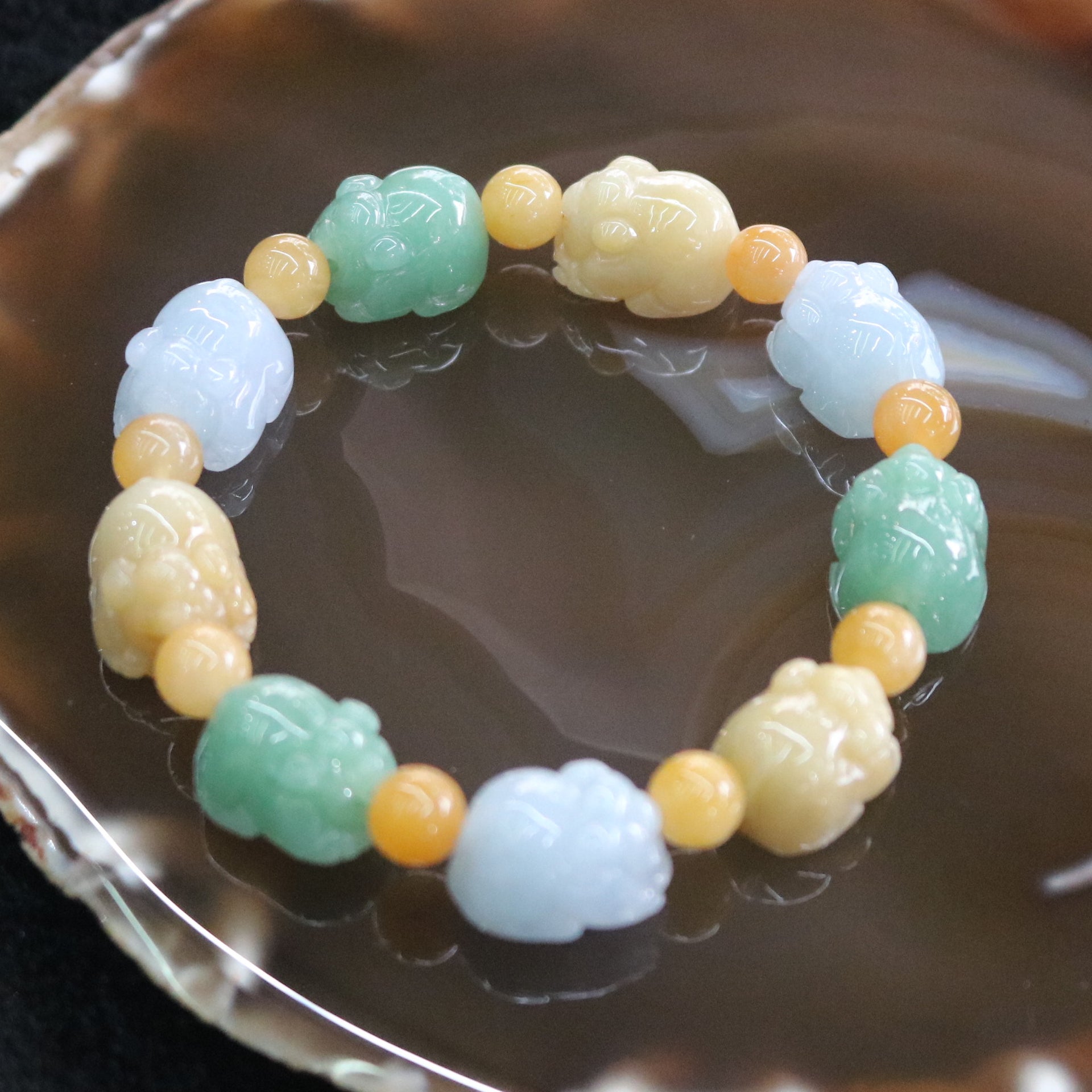 Type A Burmese Multi colour Pig Jade Jadeite Beads Bracelet 52.18g Dimensions per Pig: L17.8 W13.2 D10.5mm - Huangs Jadeite and Jewelry Pte Ltd