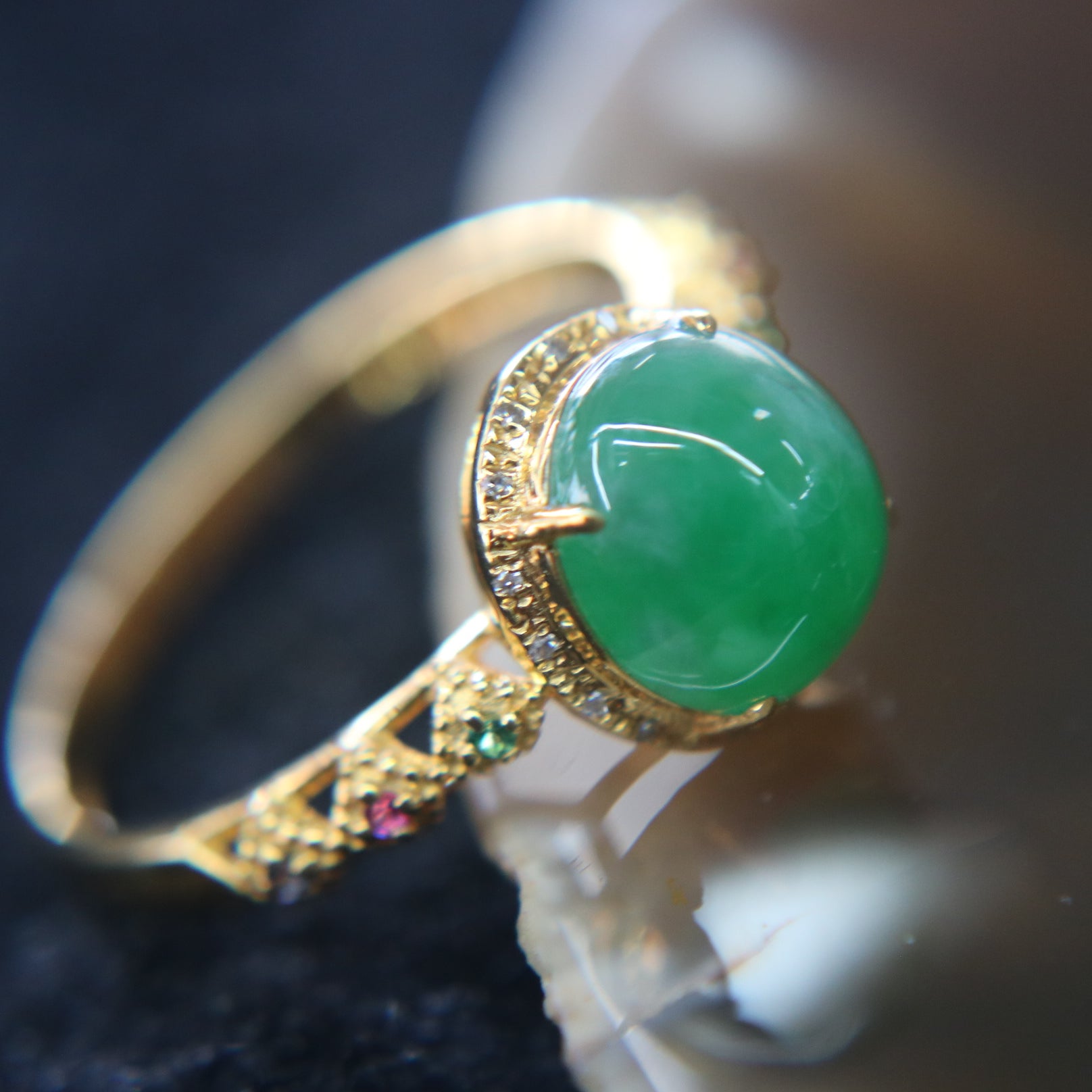 Type A Green Burmese Feng Shui Jade jadeite ring in 18k yellow gold & natural diamonds - Huangs Jadeite and Jewelry Pte Ltd