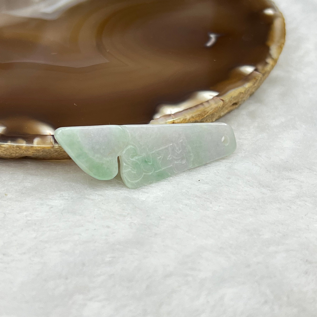 Type A Green Jade Jadeite Suzy Pendant 6.16g 50.8 by 16.5 by 4.5mm - Huangs Jadeite and Jewelry Pte Ltd